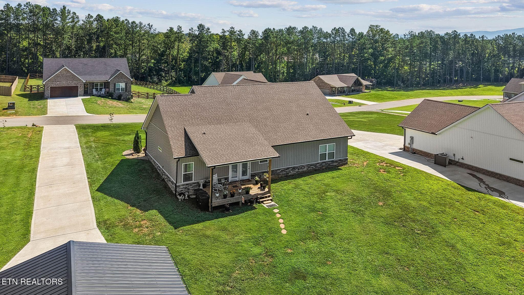 811 Pinebrooke Drive-41 - 811 Pinebrooke Drive, Maryville, TN 37801, Maryville