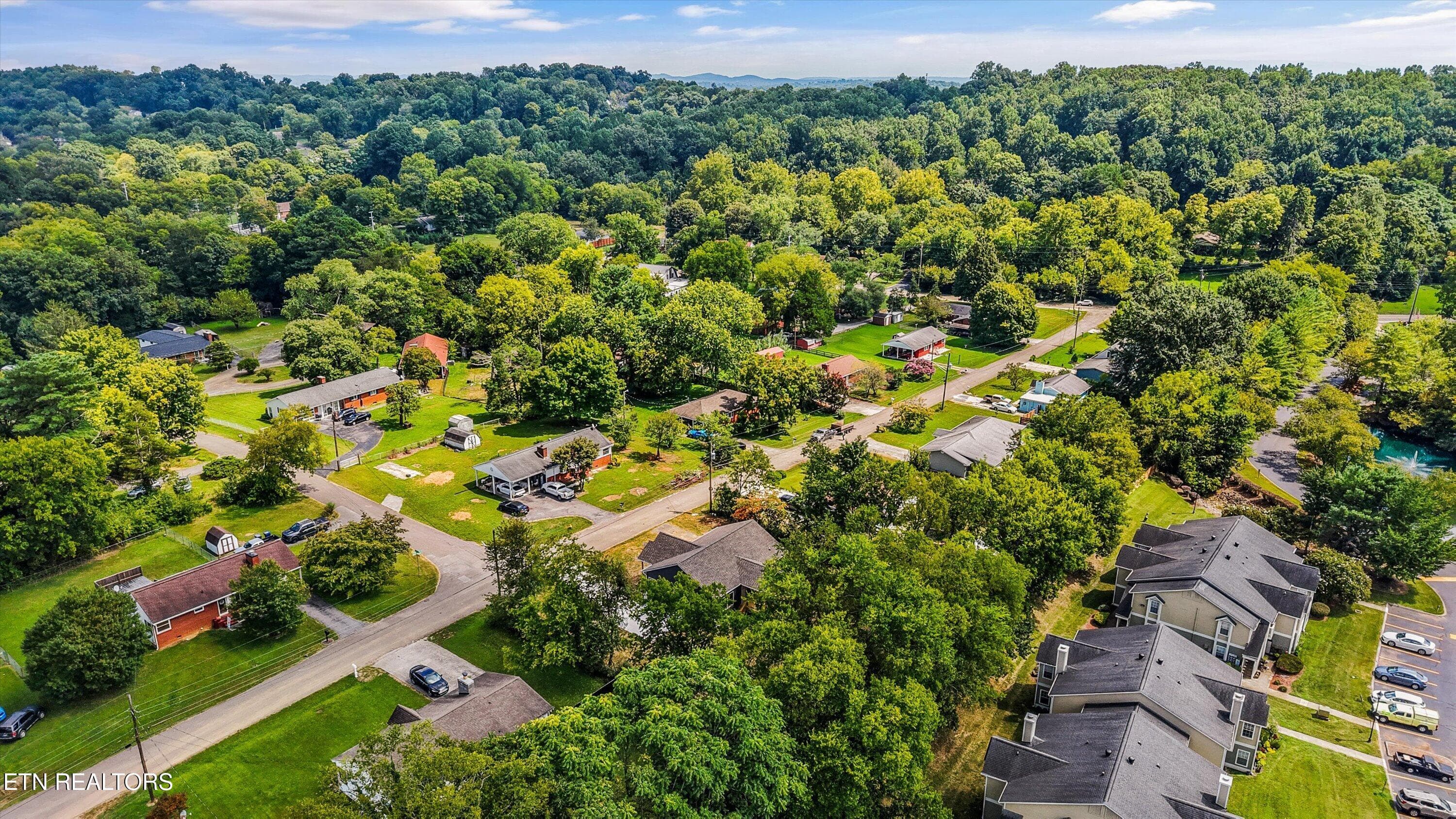 40-3021 Shelbourne Rd40 - 3021 Shelbourne Rd, Knoxville, TN 37917