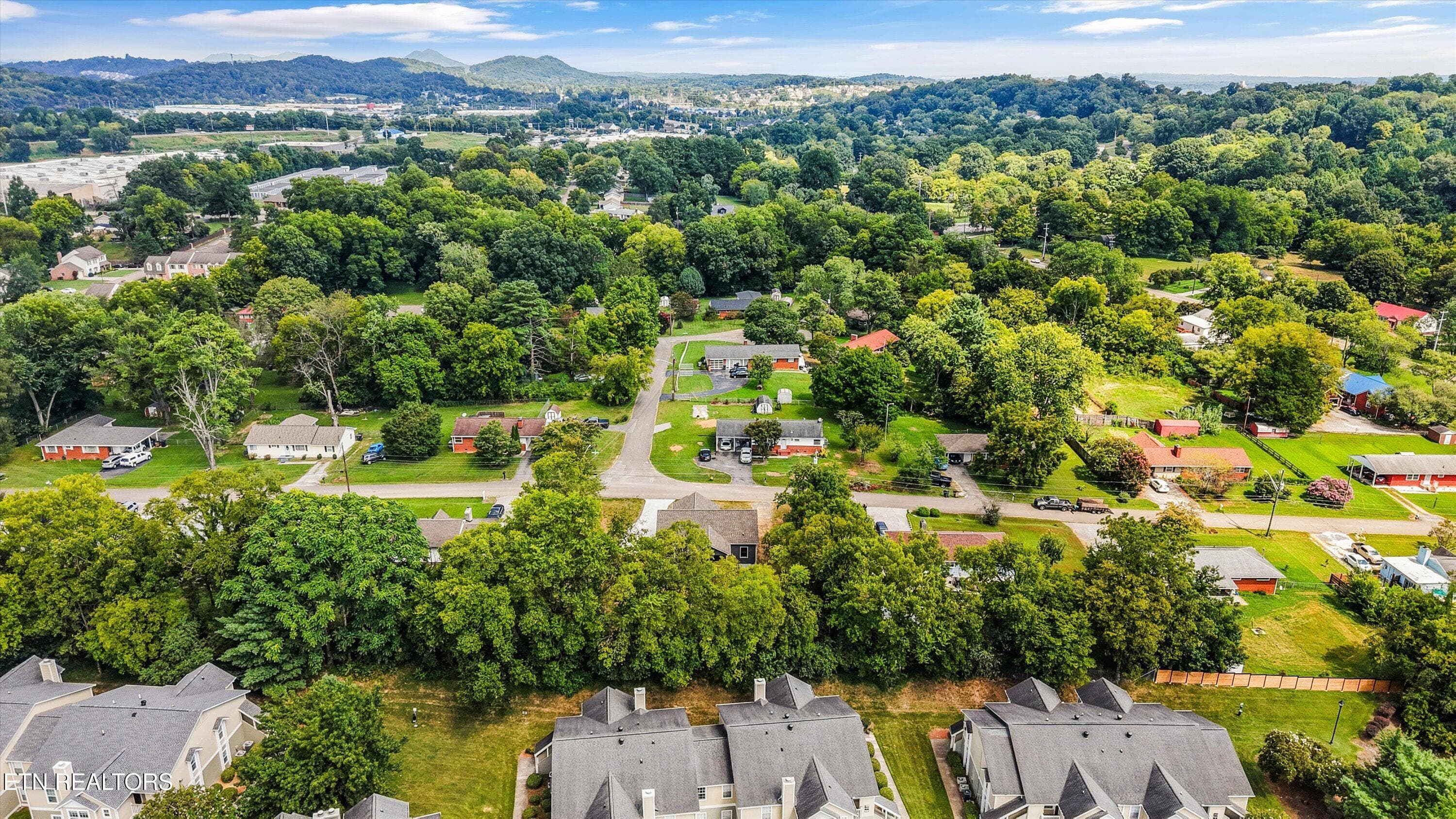 41-3021 Shelbourne Rd41 - 3021 Shelbourne Rd, Knoxville, TN 37917