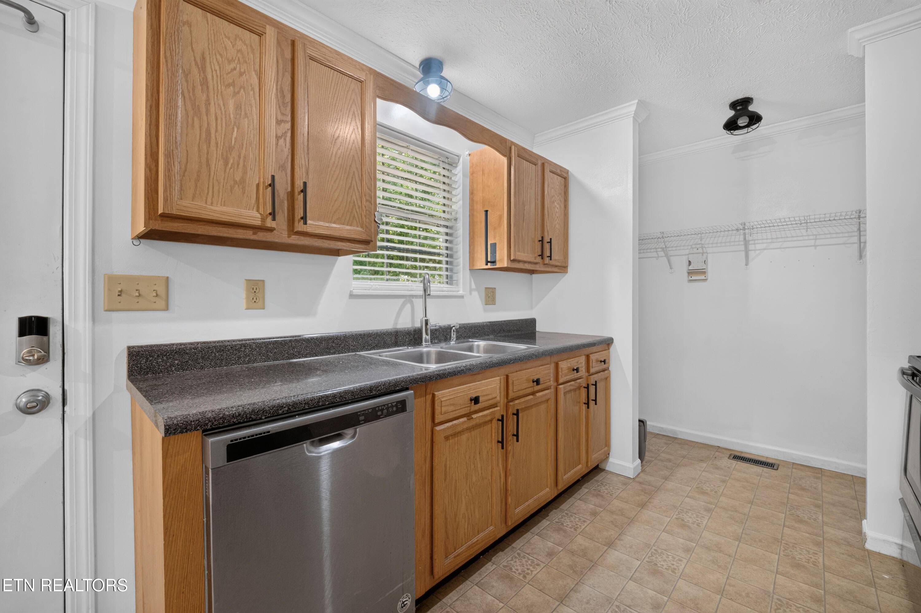 6010-cline-rd-28 - 6010 Cline Rd, Knoxville, TN 37938
