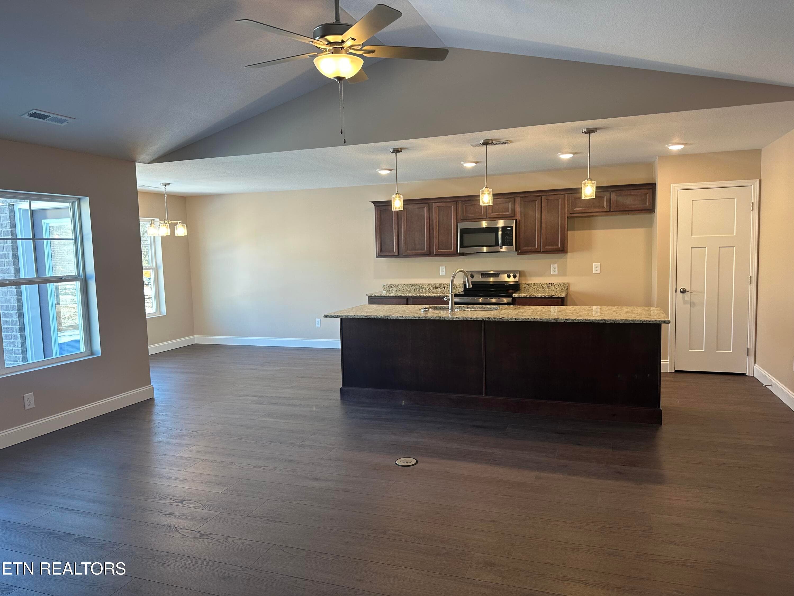 3-bedroom plan - 643 Snowflower Circle 139, Pigeon Forge, TN 37863, Pigeon Forge