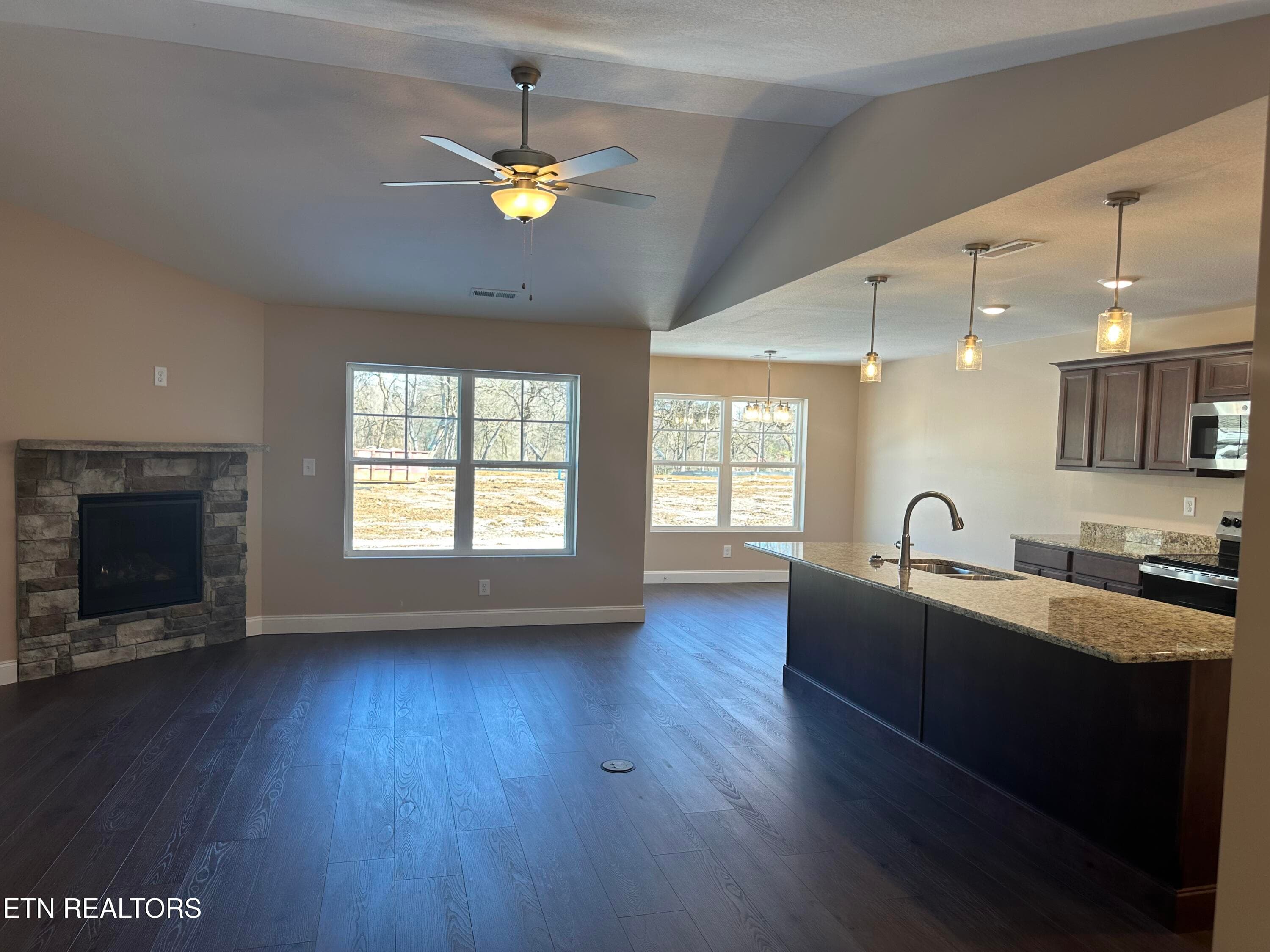 3-bedroom plan - 643 Snowflower Circle 139, Pigeon Forge, TN 37863, Pigeon Forge