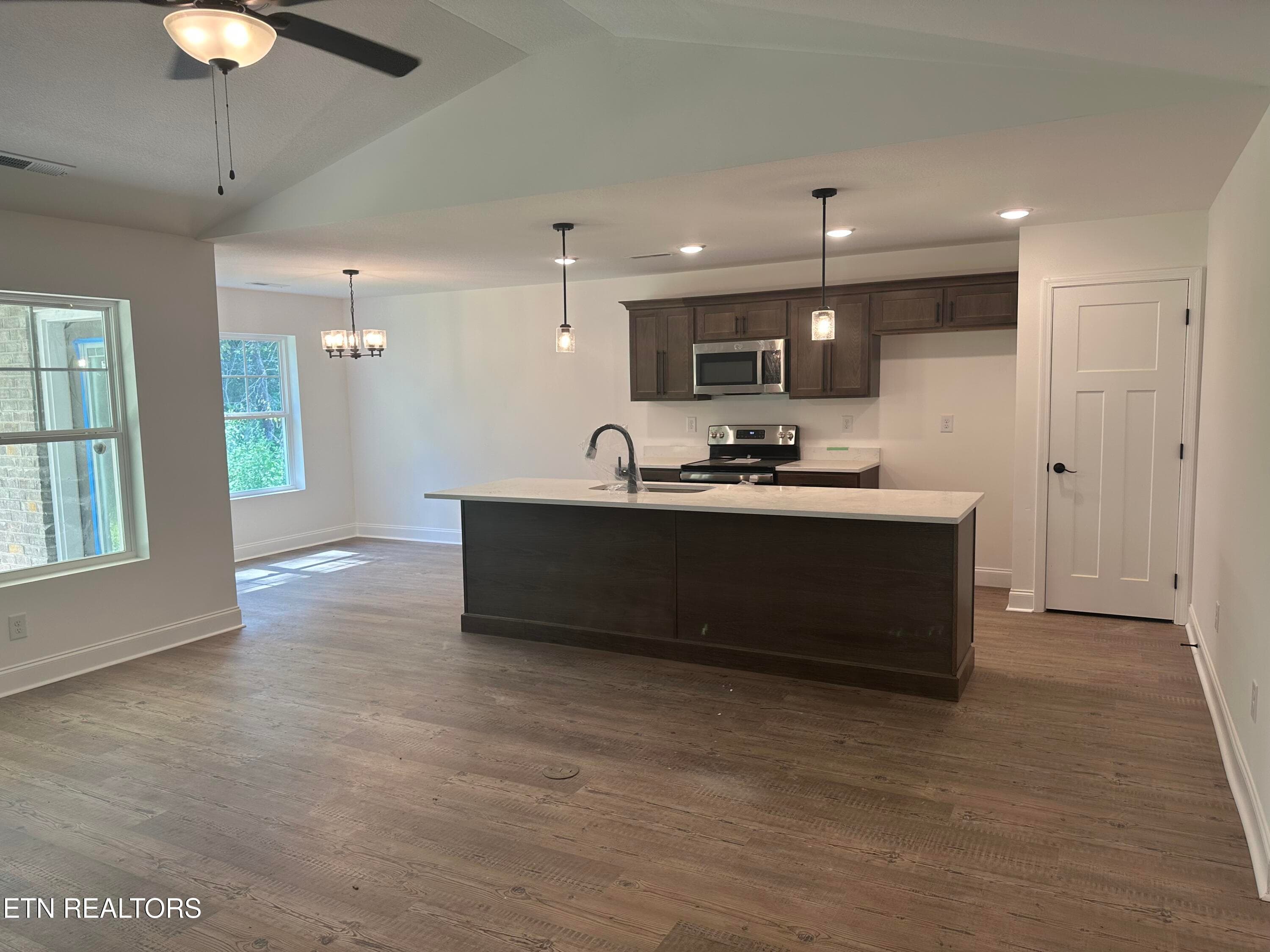 3-bedroom plan - 643 Snowflower Circle 139, Pigeon Forge, TN 37863, Pigeon Forge