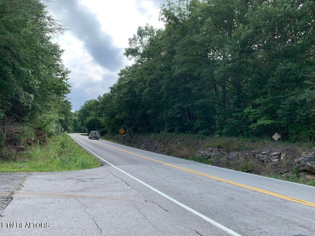5 - 0 Nashville Hwy, Lancing, TN 37770