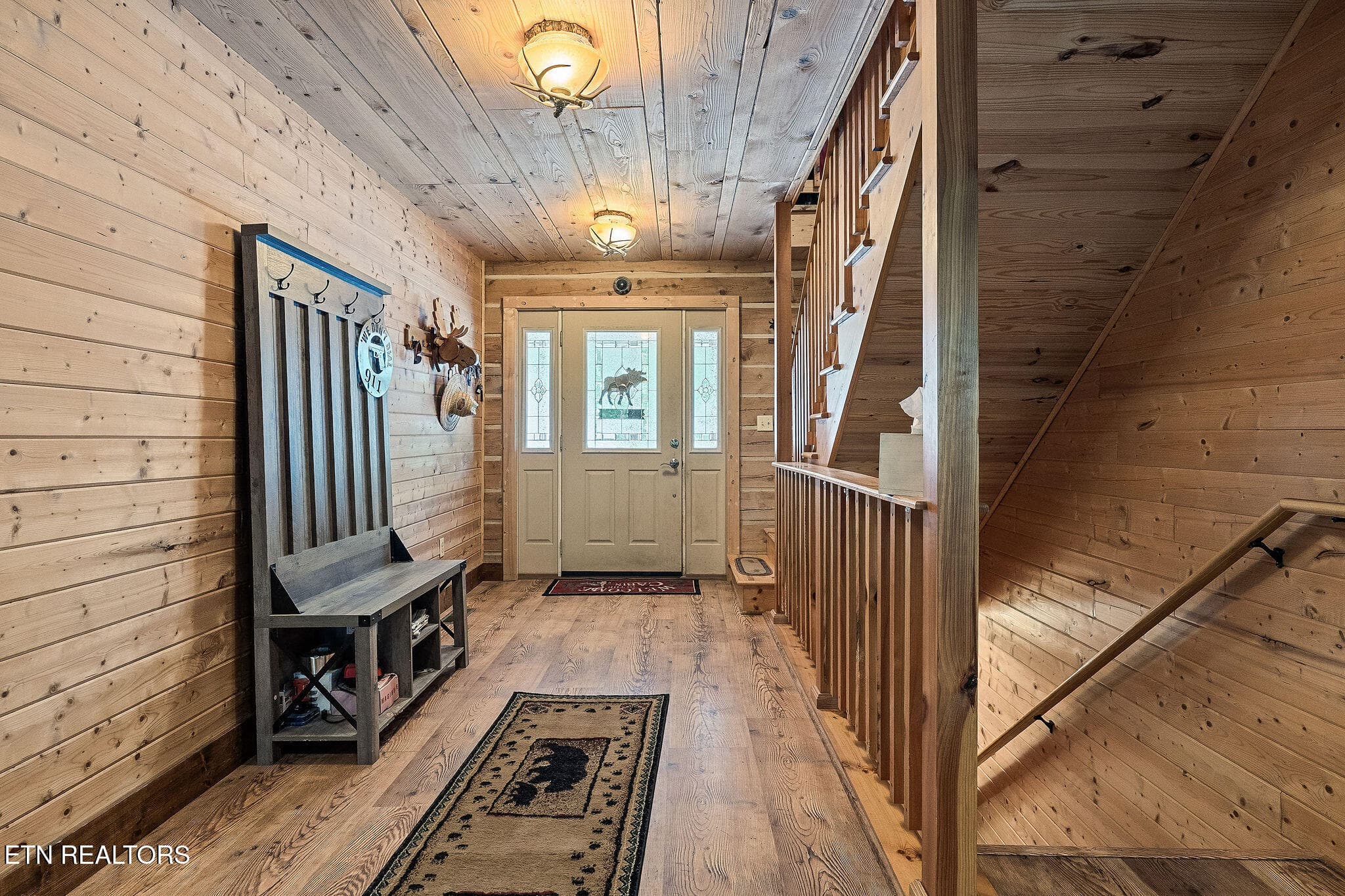 LOG HOME ENTRANCE BEST - 113 Allens Way, Crossville, TN 38572, Crossville