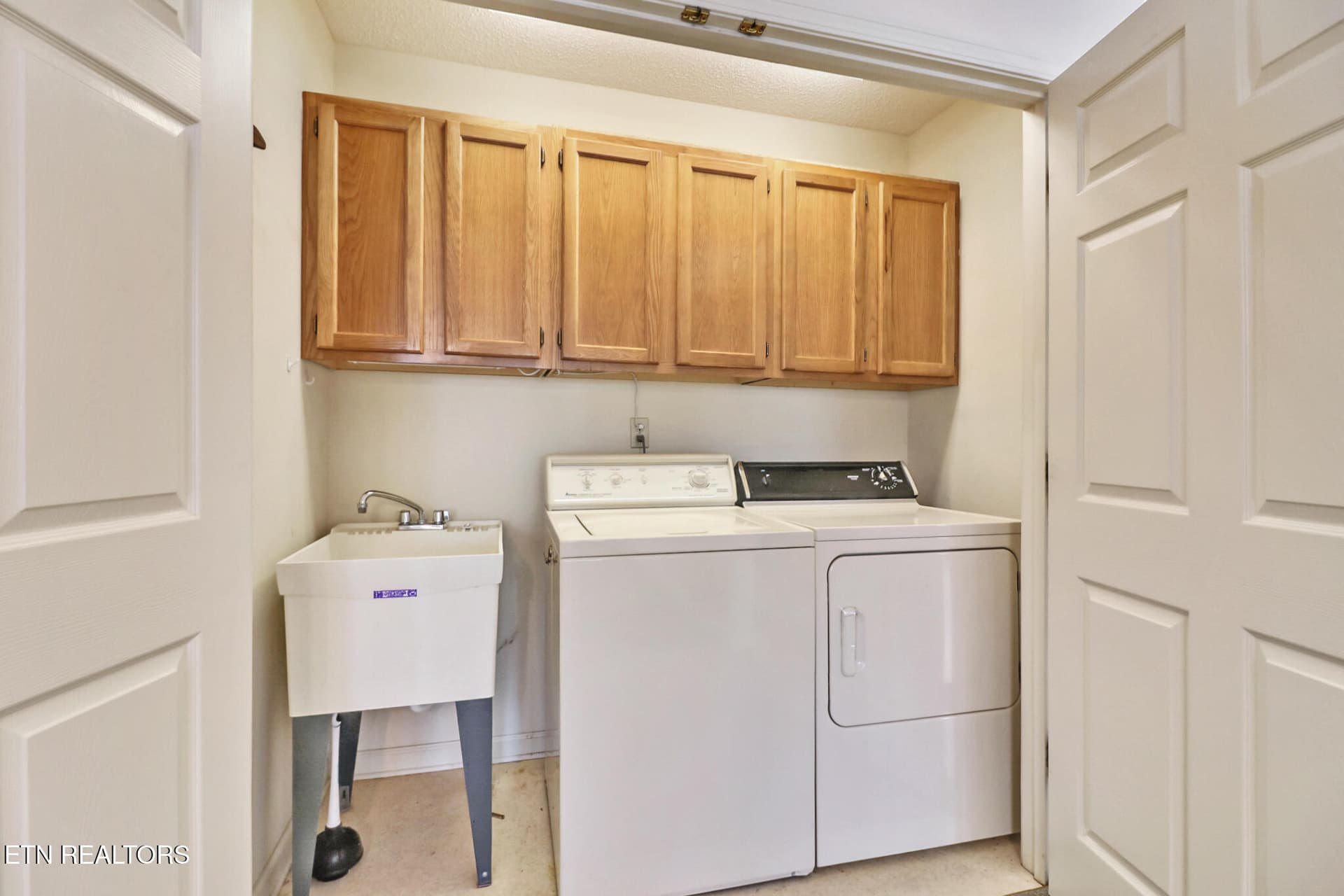laundry - 103 Dovenshire Drive, Crossville, TN 38558