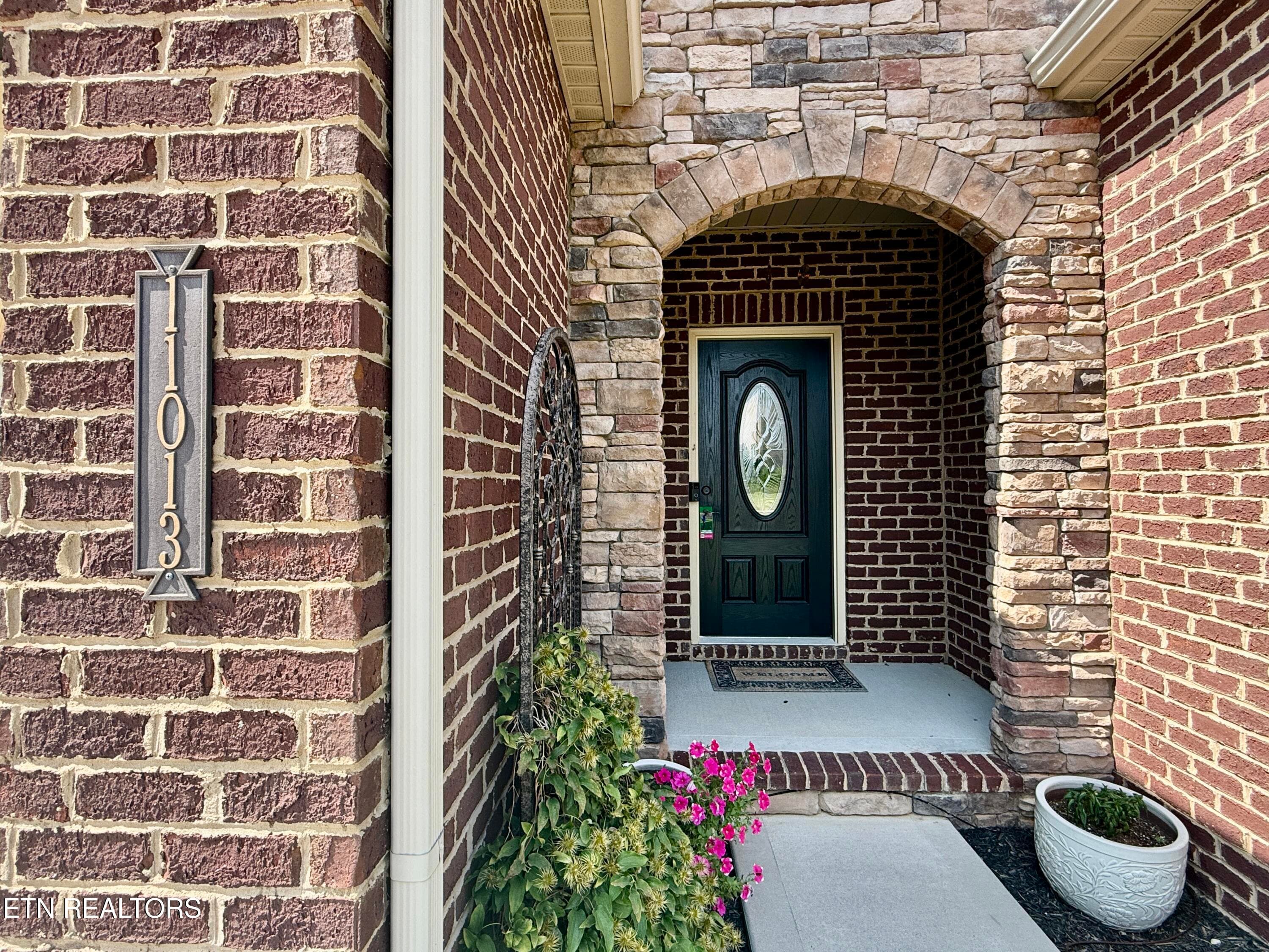 18 - 11013 Hunters Knoll Lane, Knoxville, TN 37932, Knoxville