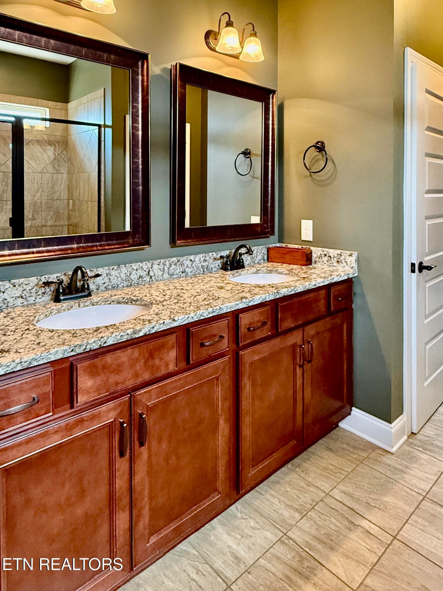 44 - 11013 Hunters Knoll Lane, Knoxville, TN 37932, Knoxville