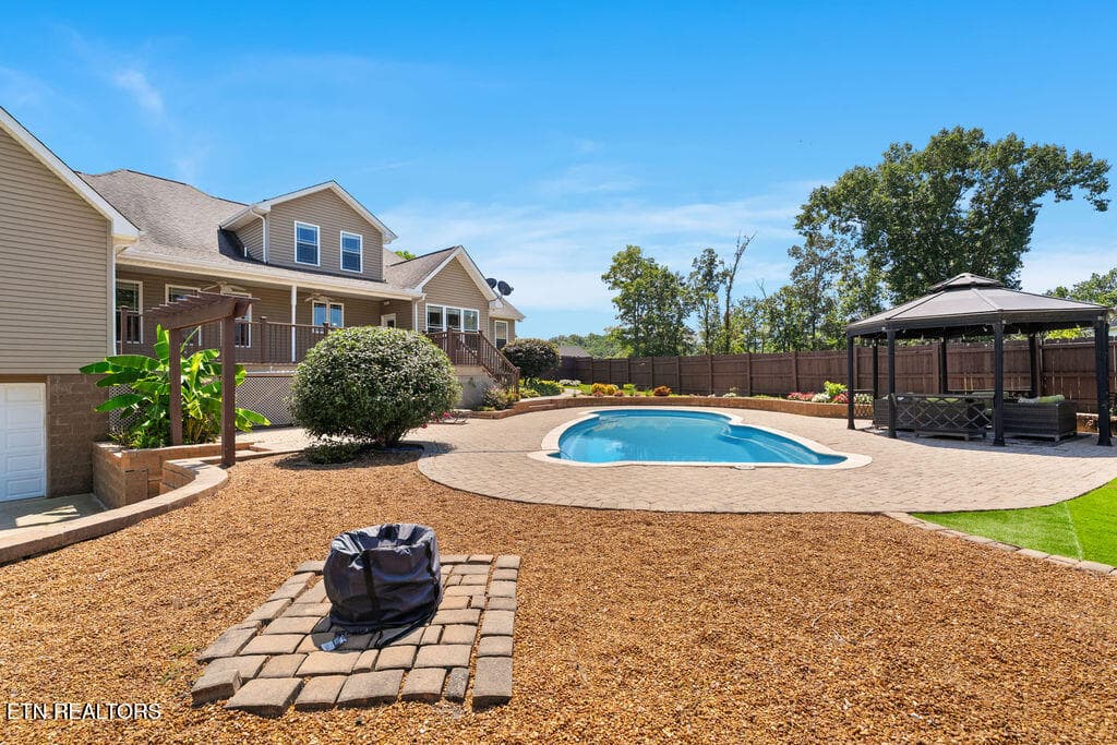 Back Yard - 409 Bluff Trace, Jacksboro, TN 37757