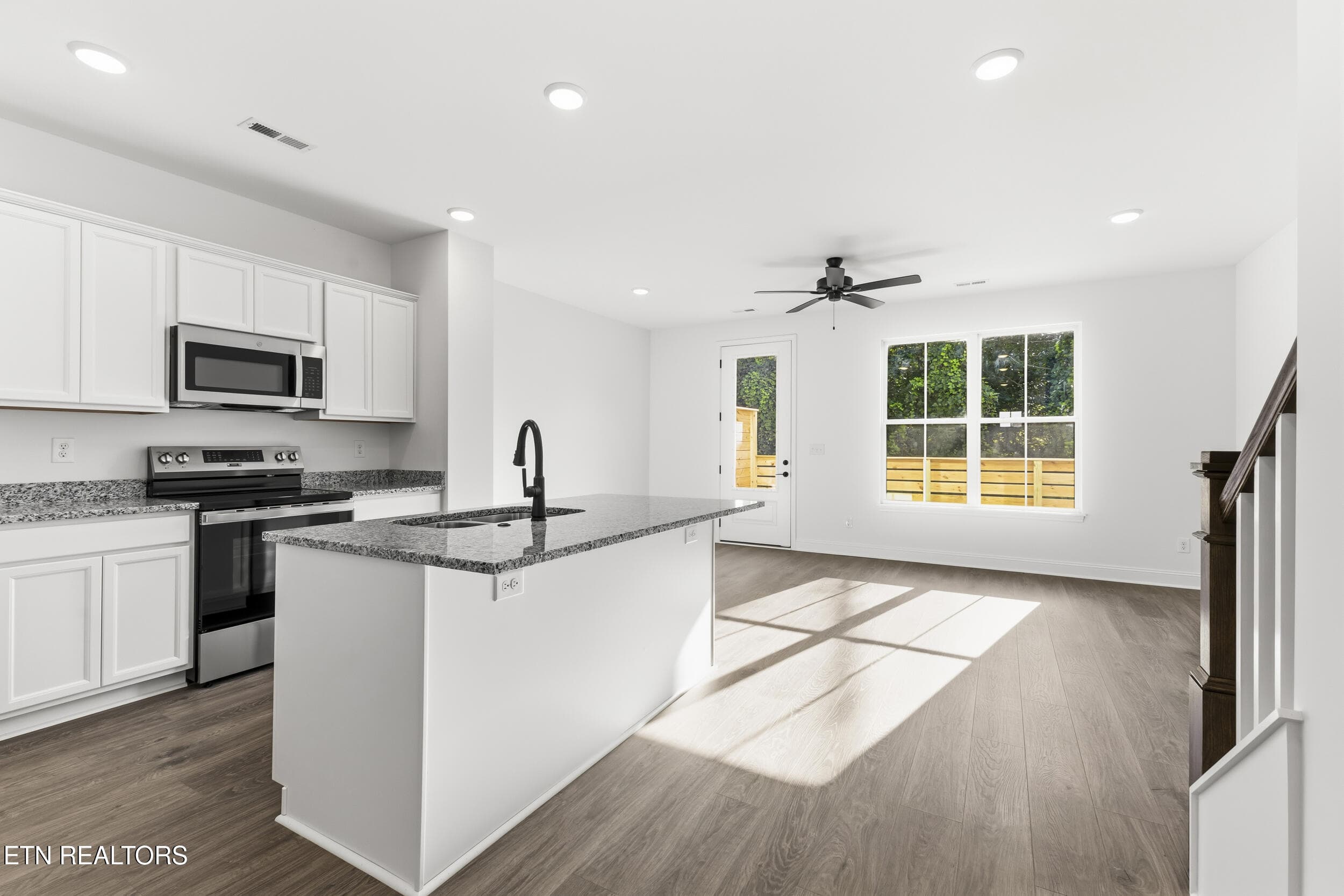 img_0018 - 8733 Chapman Trace Way, Knoxville, TN 37920