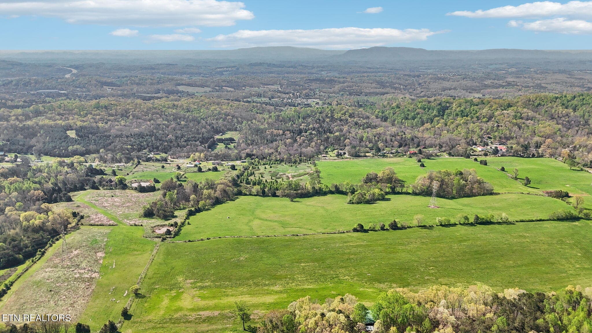 76-436 Thorngrove Pike - 076 - 436 Thorngrove Pike, Kodak, TN 37764