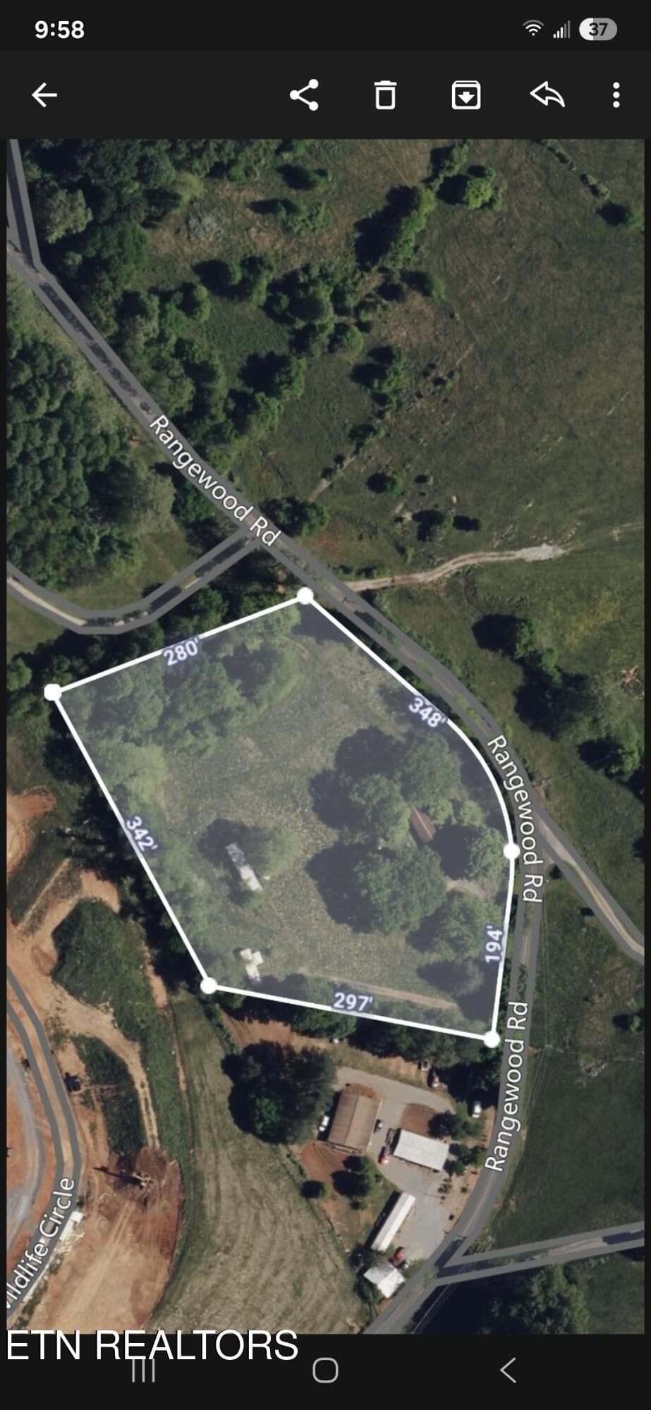 985 Rangewood Rd, Piney Flats, TN 37686
