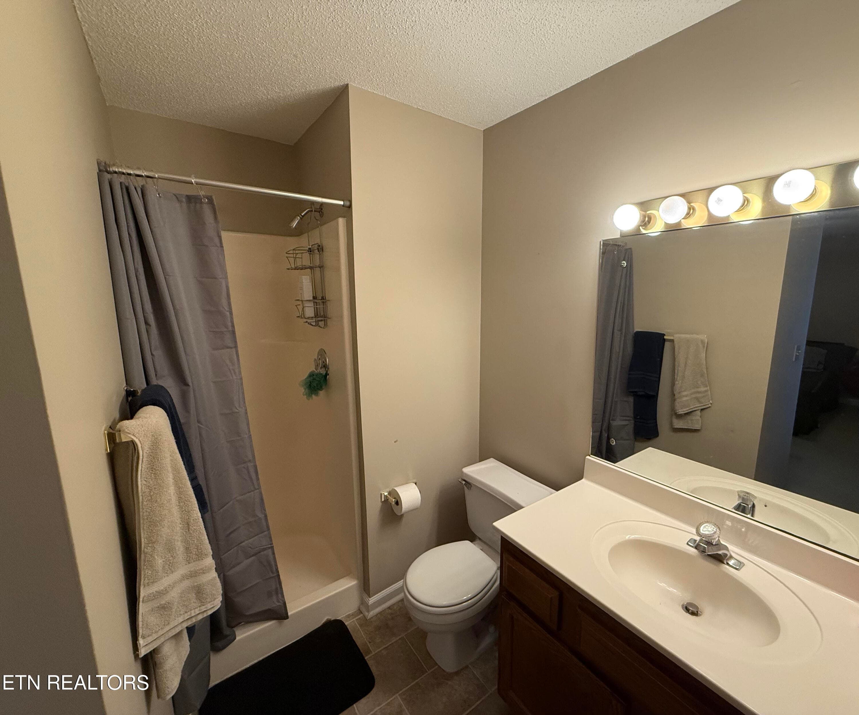 3 - 437 S Gallaher View Rd 13, Knoxville, TN 37919, Knoxville