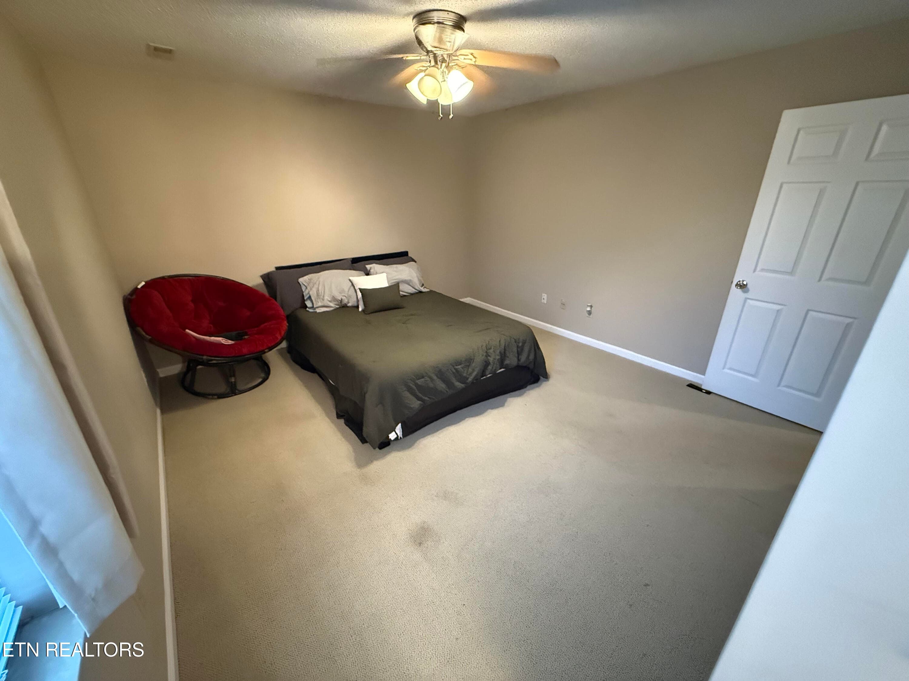 4 - 437 S Gallaher View Rd 13, Knoxville, TN 37919, Knoxville