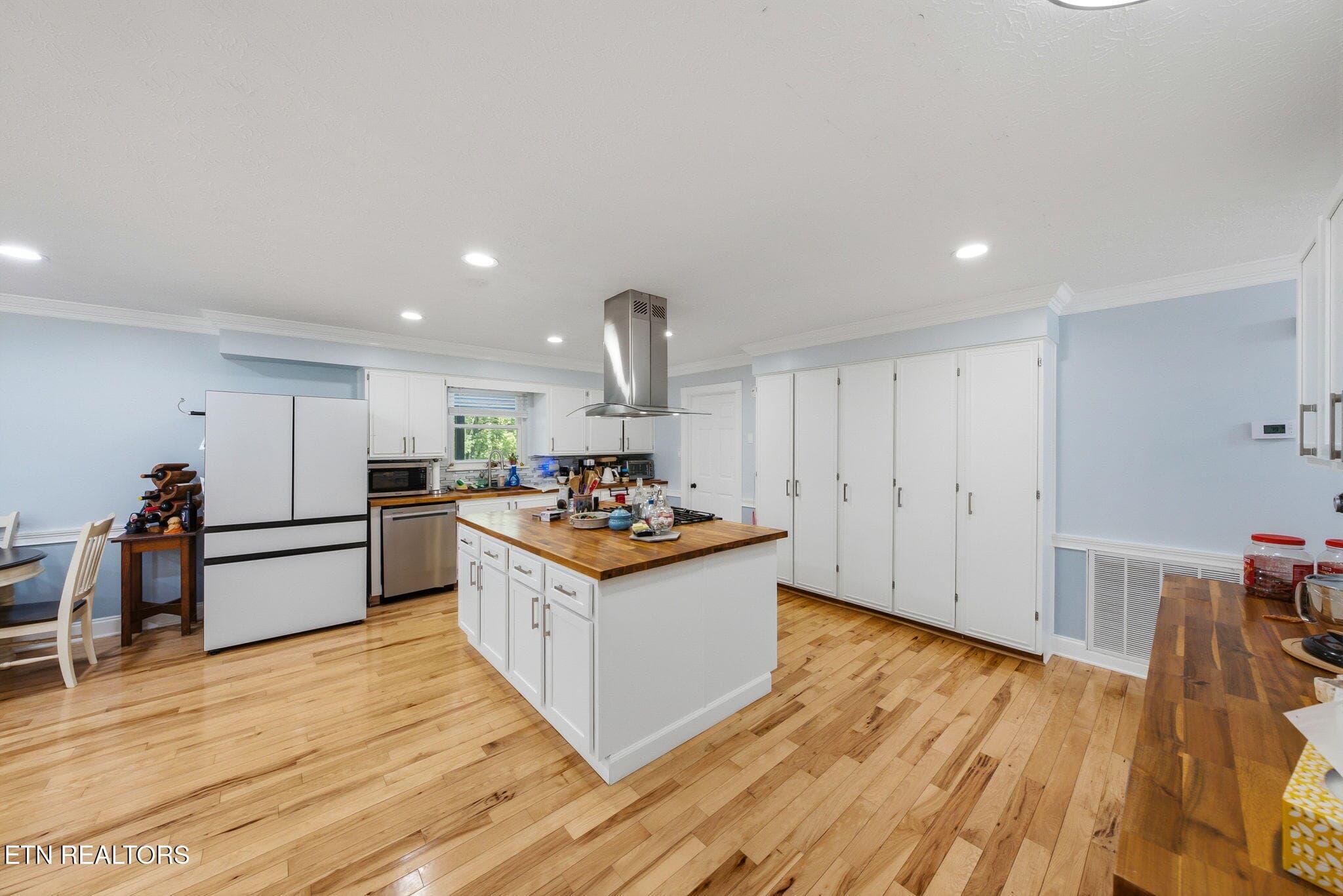 10-web-or-mls-841-Knight-Rd-Knoxville-TN - 841 Knight Rd, Knoxville, TN 37920