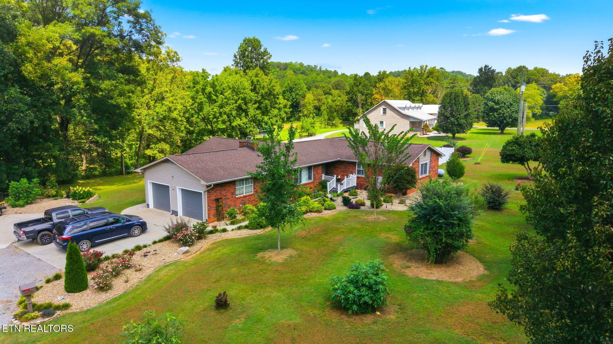 24-web-or-mls-841-Knight-Rd-Knoxville-TN - 841 Knight Rd, Knoxville, TN 37920
