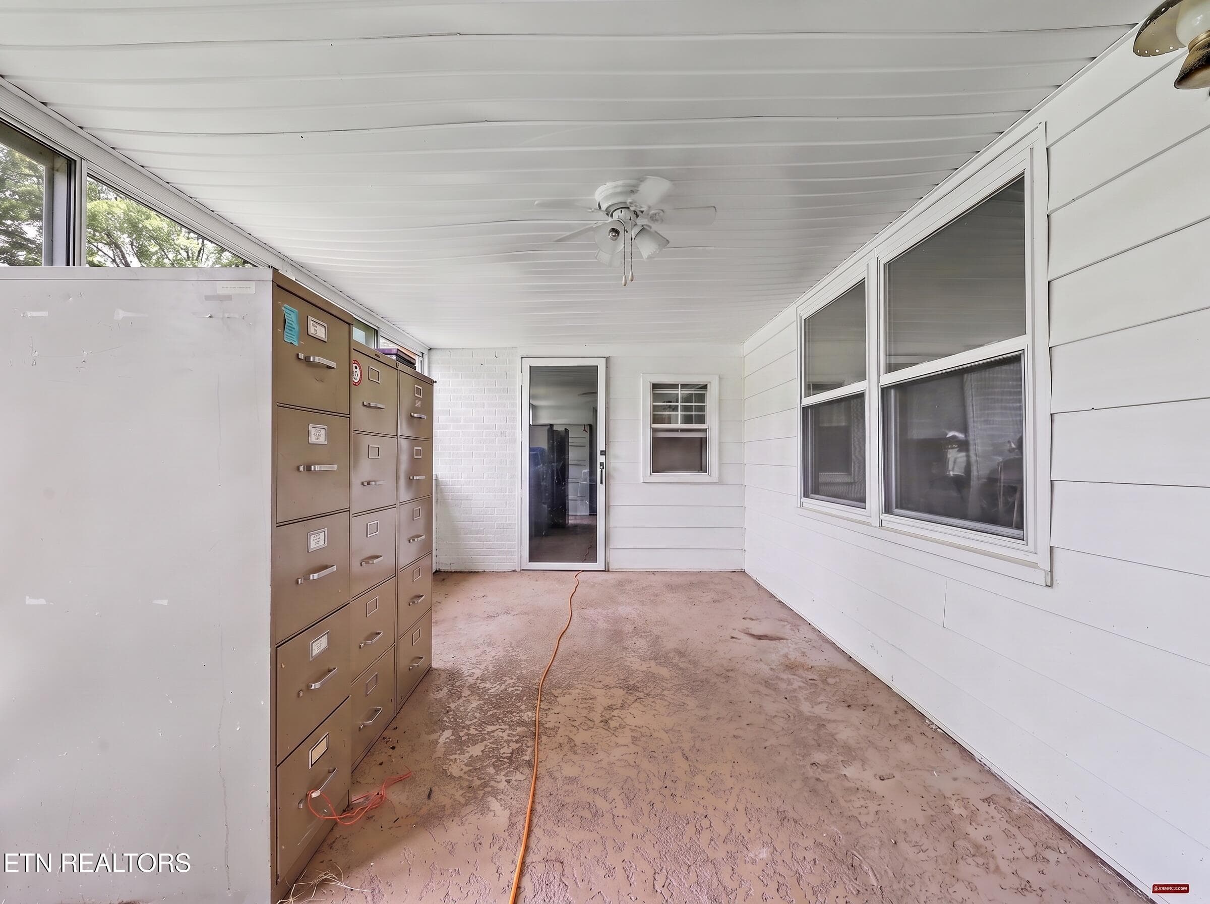 Sunroom/office - 134 Hodges Lane, Maryville, TN 37804
