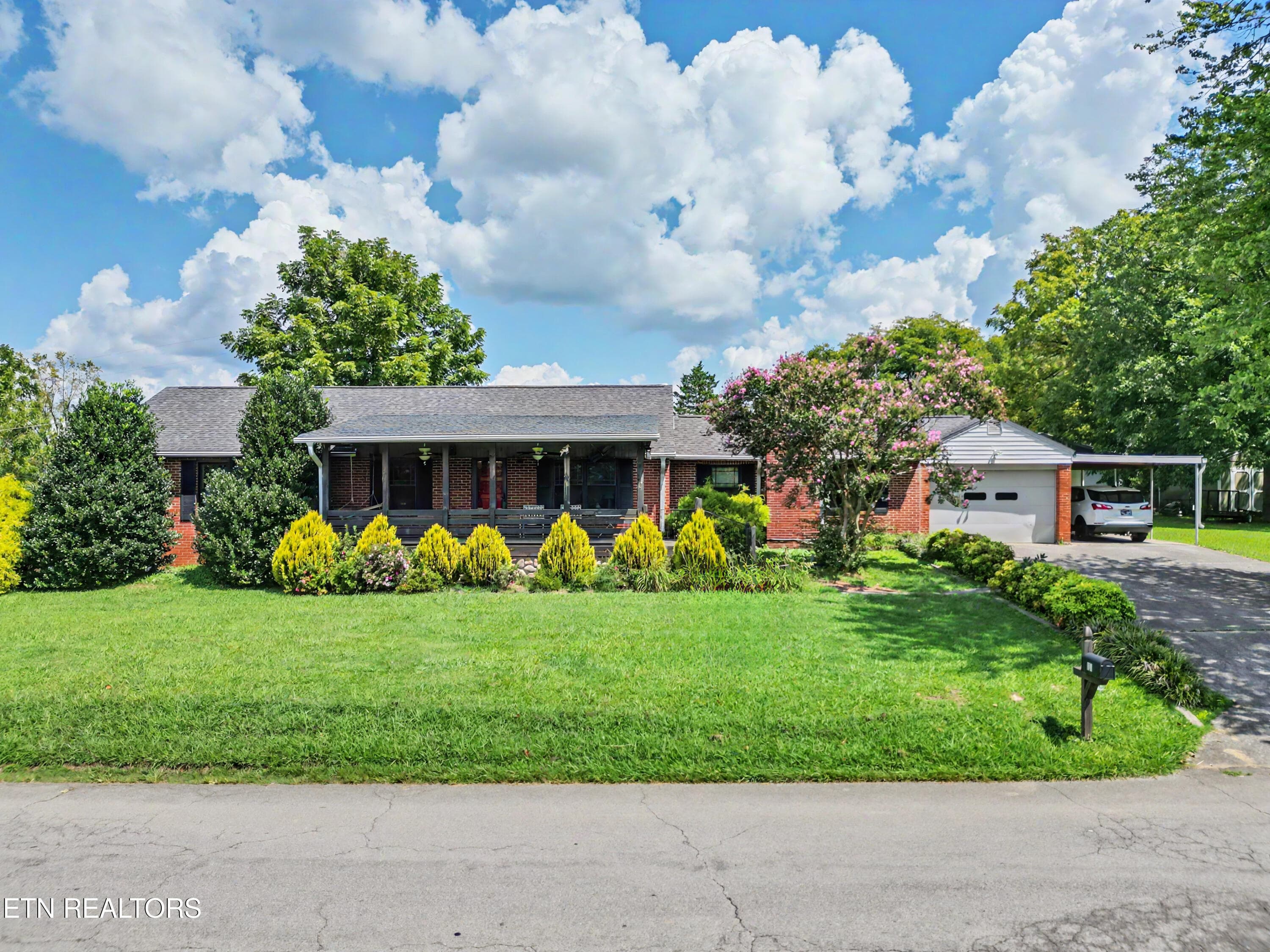134 Hodges Lane, Maryville, TN 37804