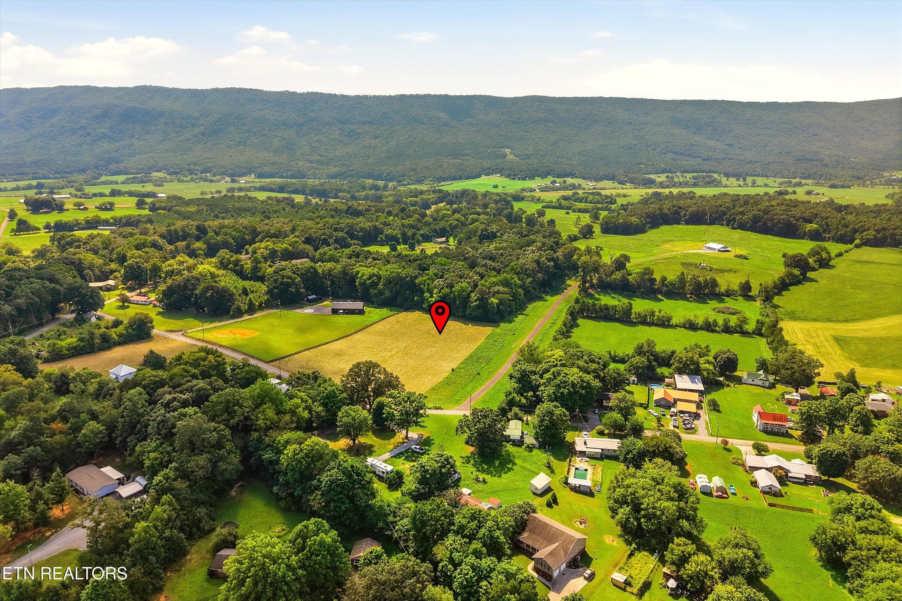 16-Co Rd 909-14 - 909 County Rd 053.00, Etowah, TN 37331