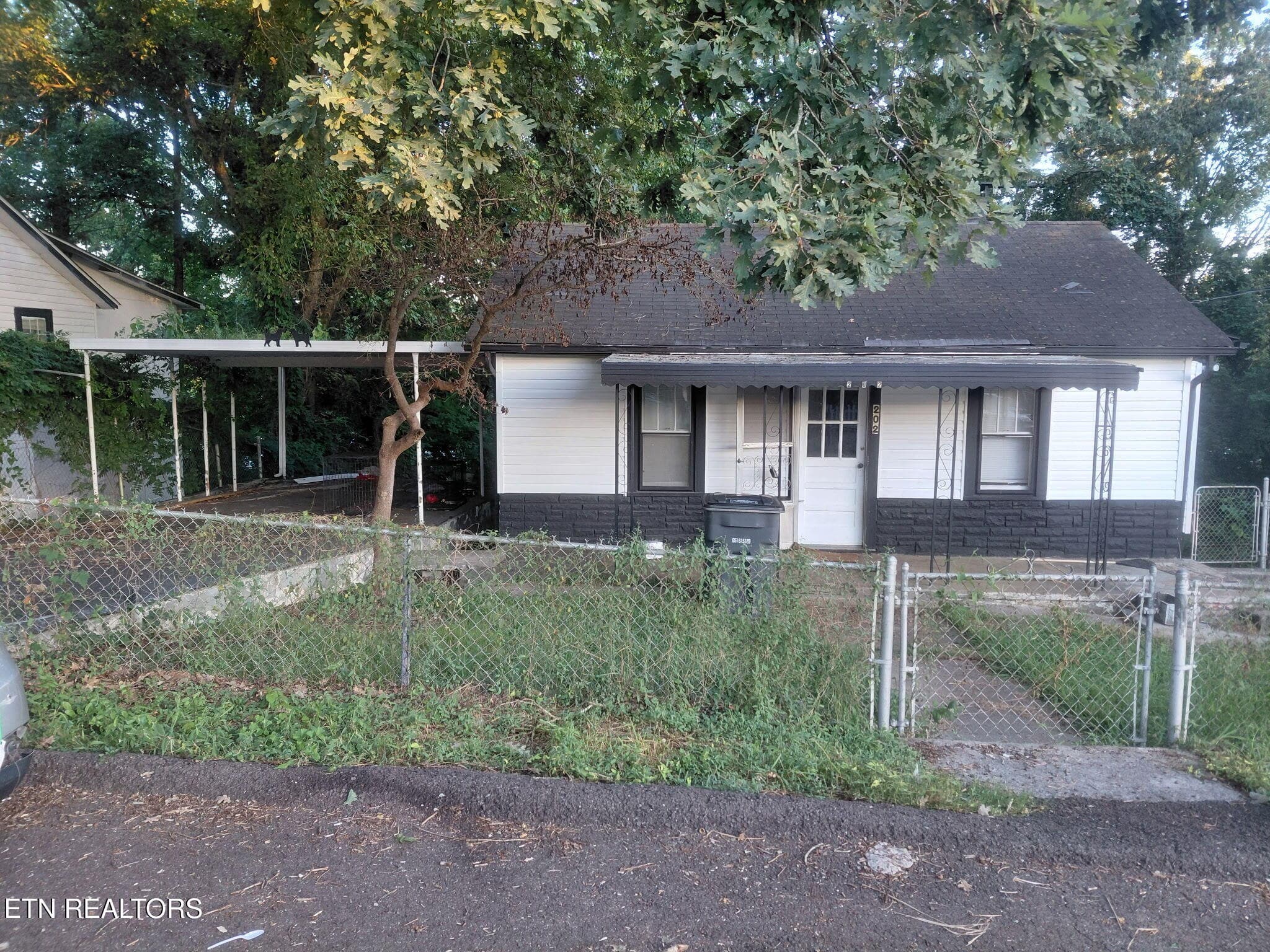 202 Hillview Ave, Knoxville, TN 37914