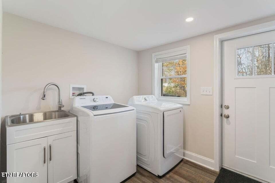 Laundry Room - 314 W Young High Pike, Knoxville, TN 37920