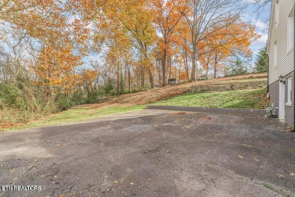 Large Driveway - 314 W Young High Pike, Knoxville, TN 37920