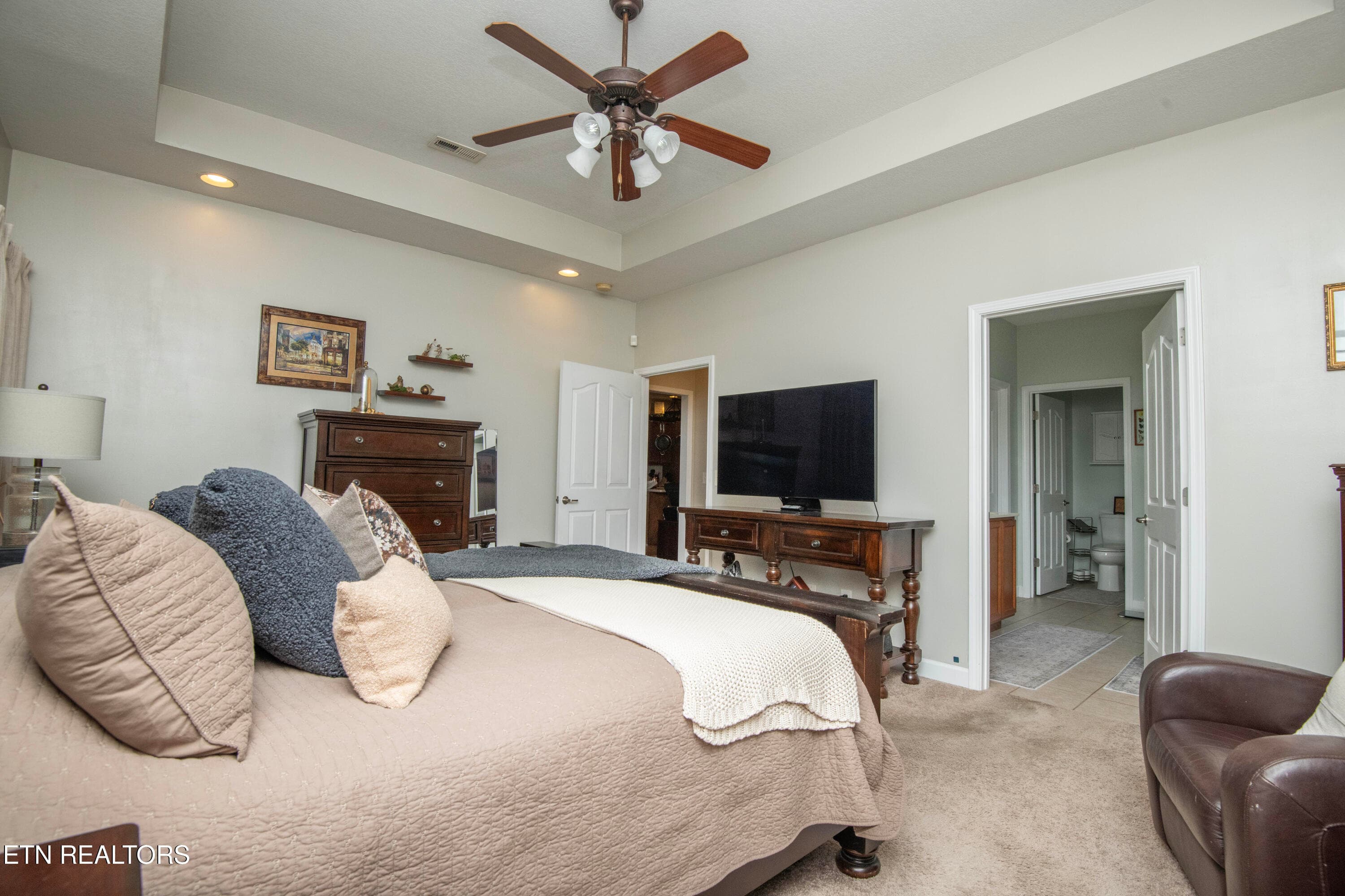 master bed - 125 McNeilly Circle, Maryville, TN 37803, Maryville