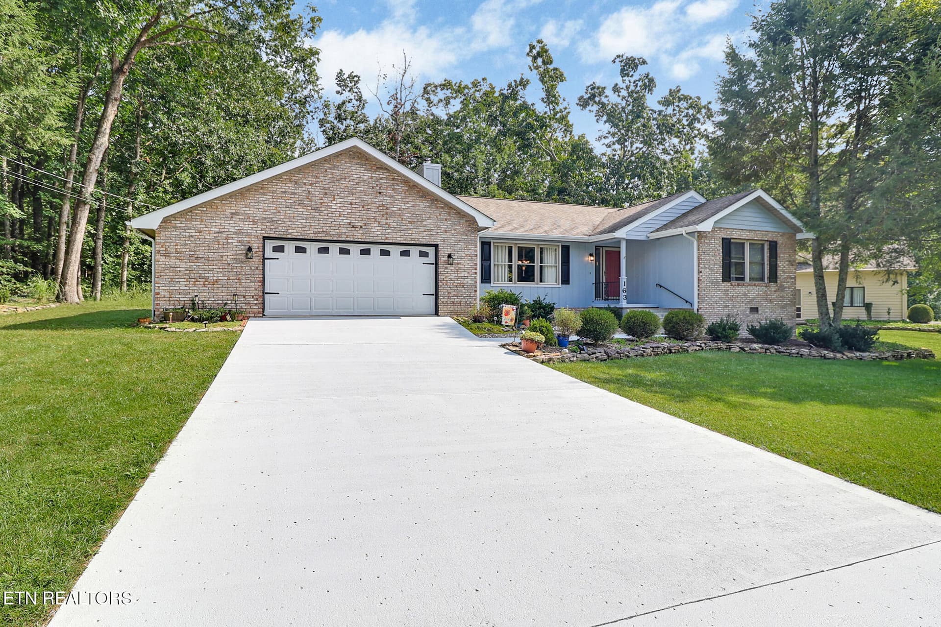 Front of home - 163 & 159 Lakeside Drive, Crossville, TN 38558