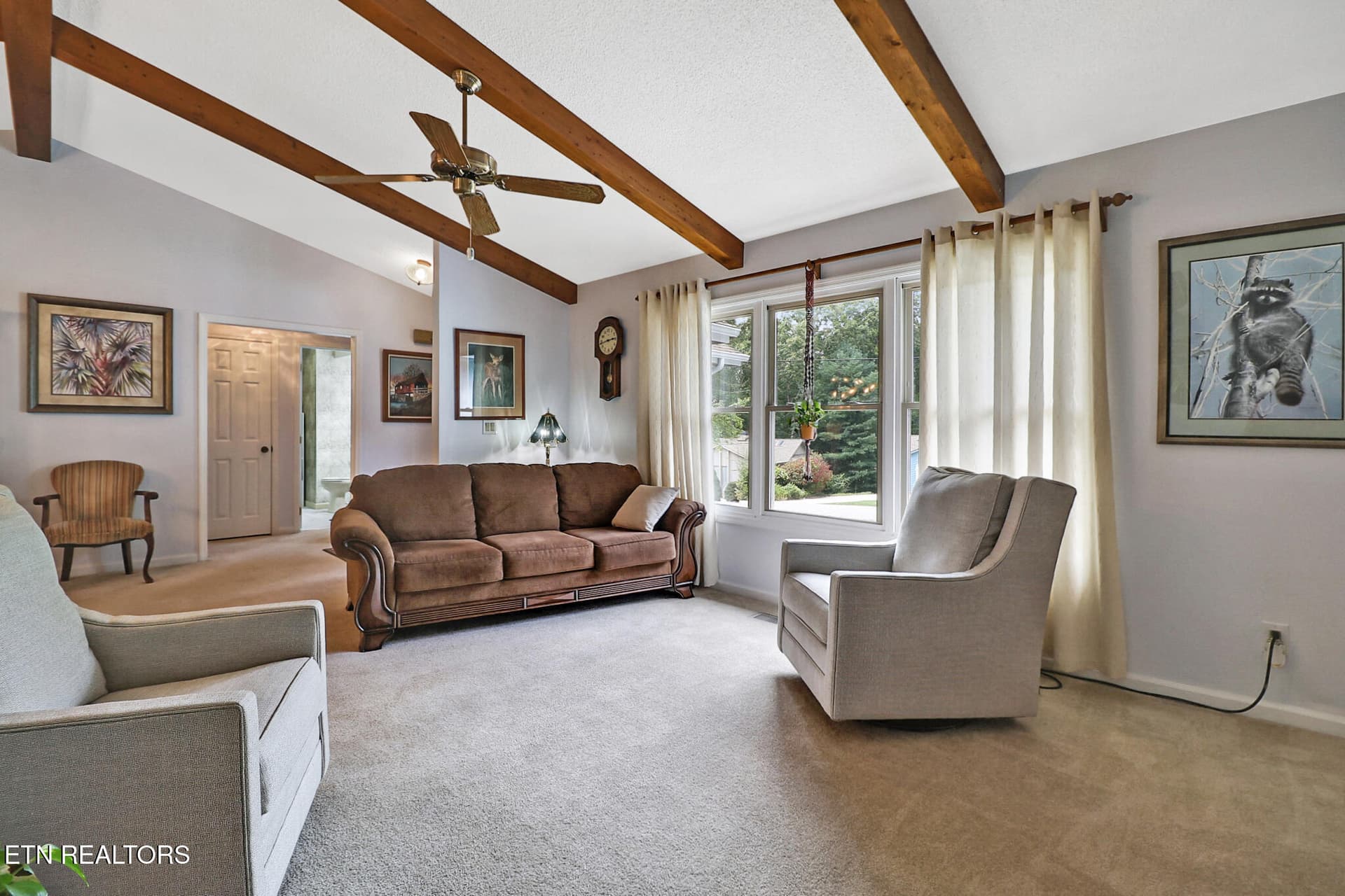 Living room - 163 & 159 Lakeside Drive, Crossville, TN 38558