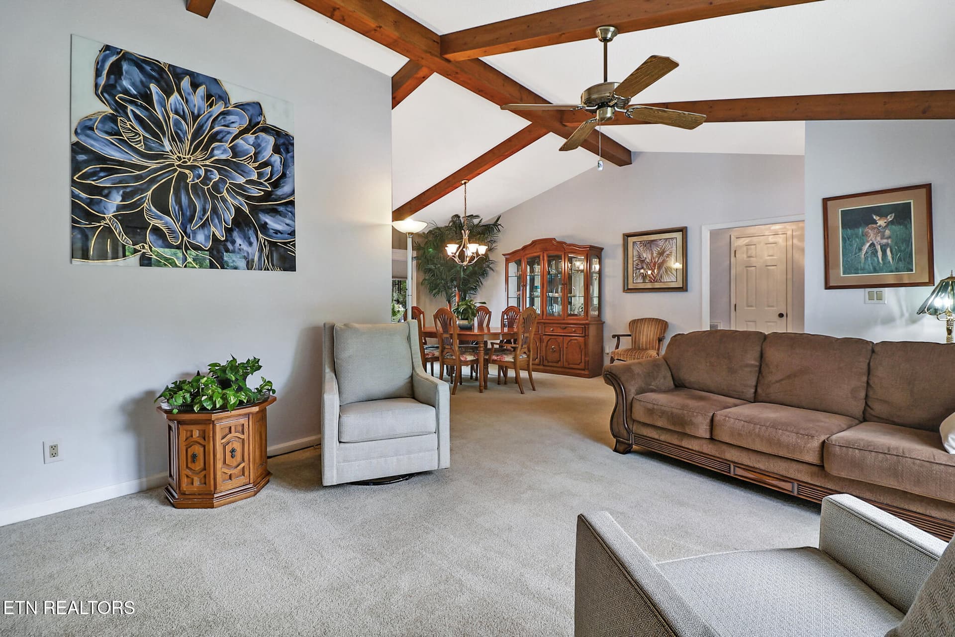 Living room - 163 & 159 Lakeside Drive, Crossville, TN 38558