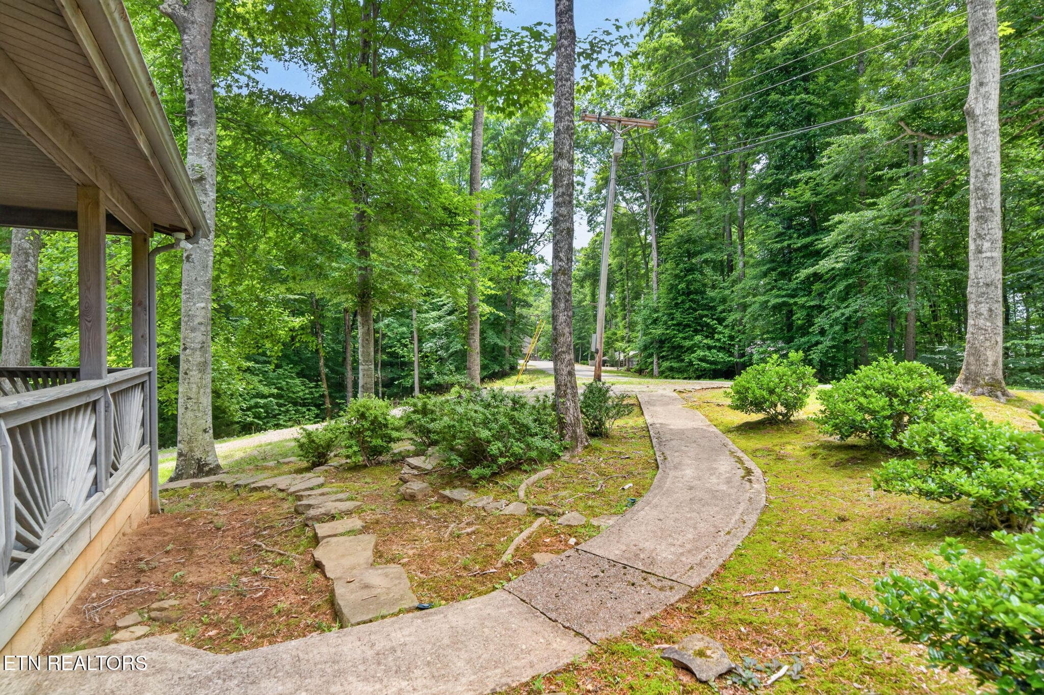 6-web-or-mls-1110 Cherokee Rd_027_TNPC - 1110 Cherokee Rd, Byrdstown, TN 38549