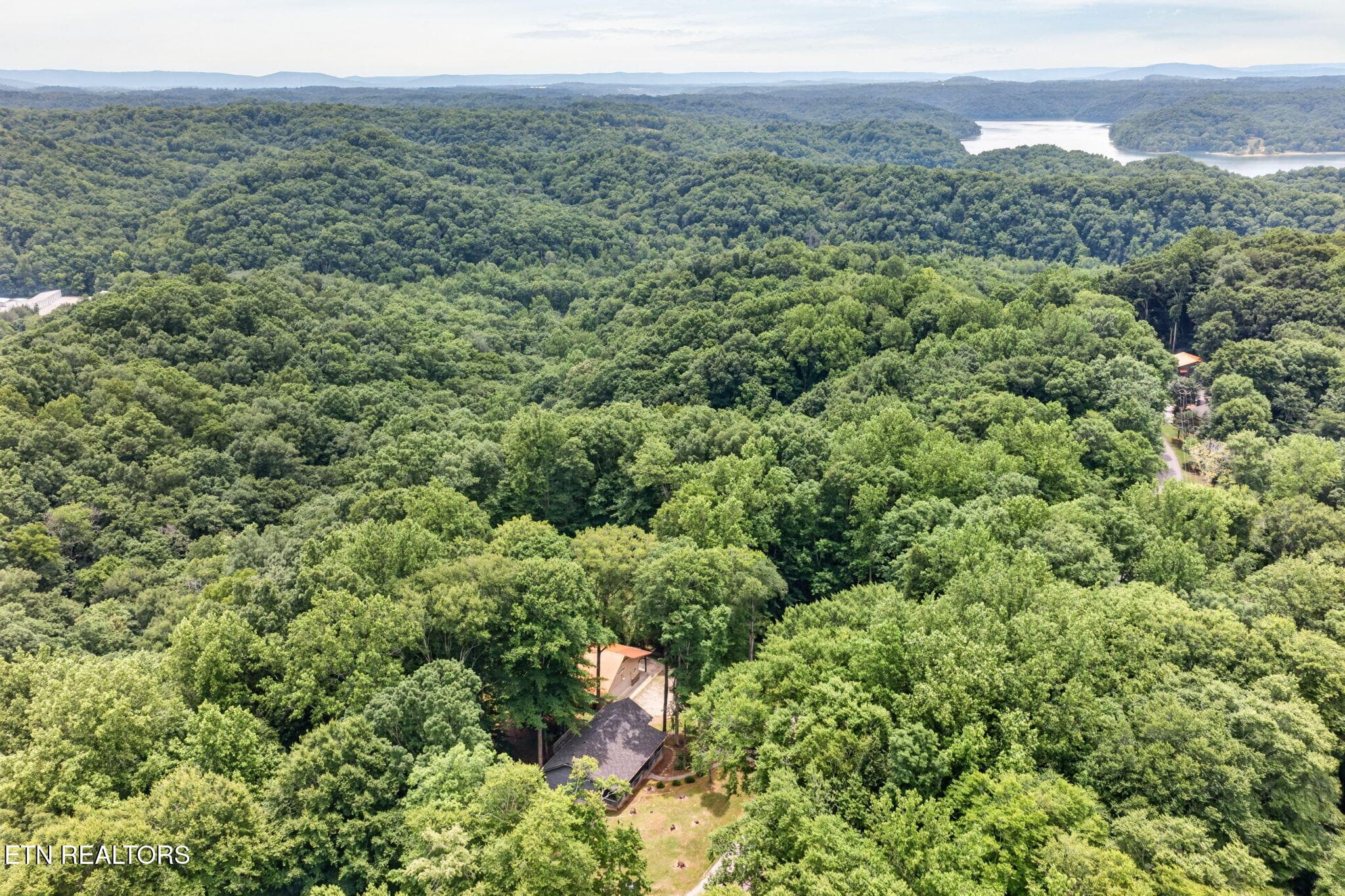 31-web-or-mls-1110 Cherokee Rd_146_TNPC - 1110 Cherokee Rd, Byrdstown, TN 38549