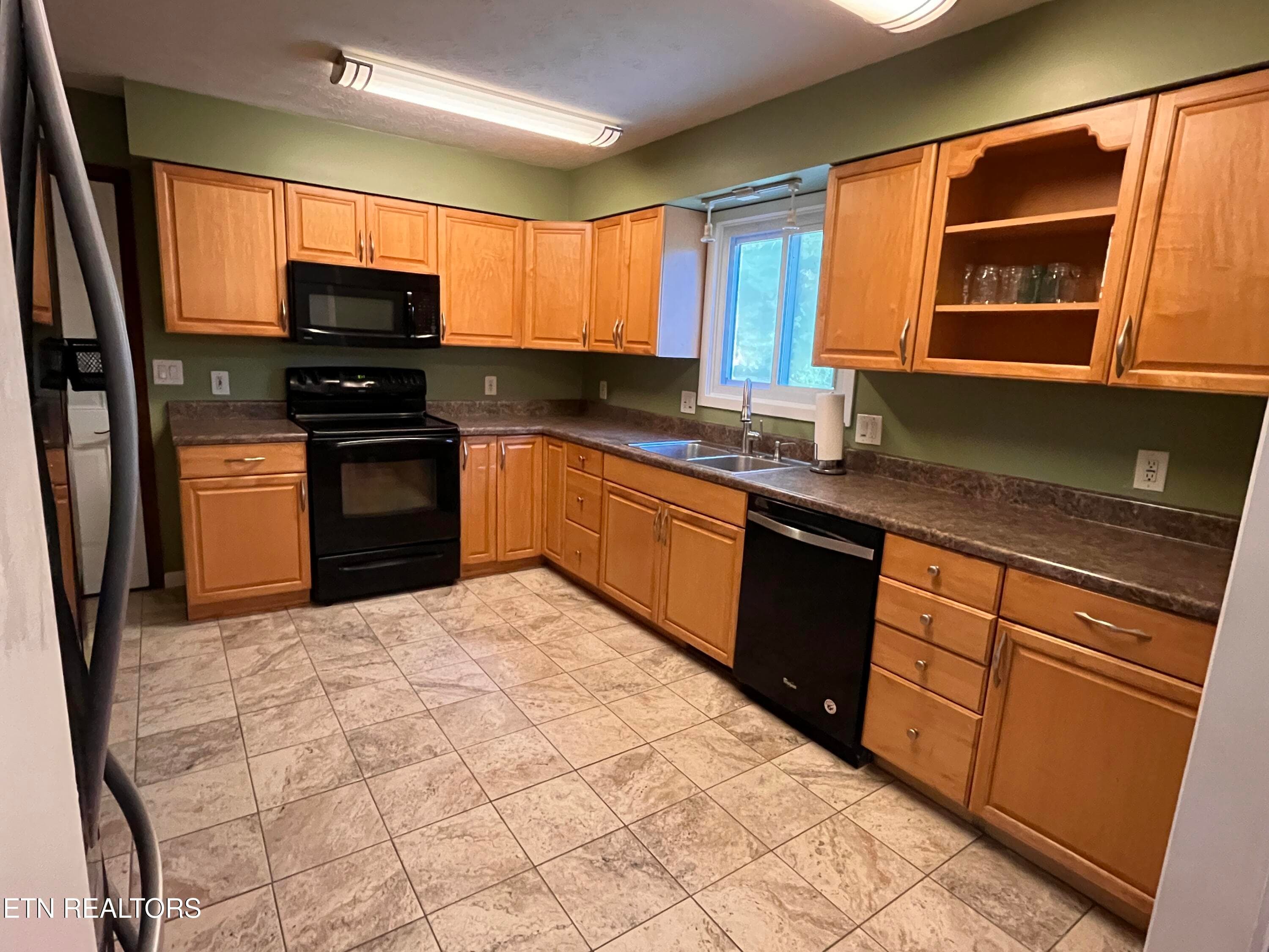 Newly Tiled Kitchen Floor - 104 Clark Lane, Oak Ridge, TN 37830