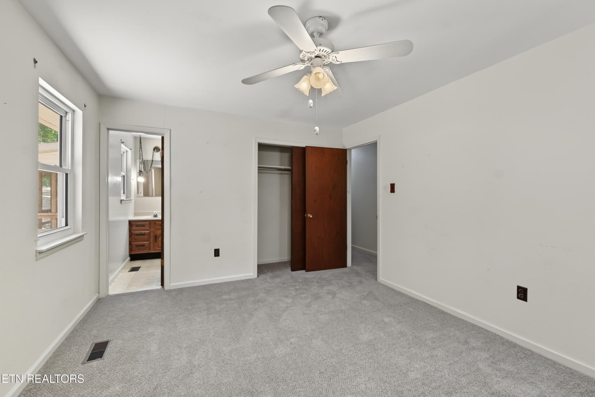 DSC06464-2 - 3140 Louisville Rd, Louisville, TN 37777