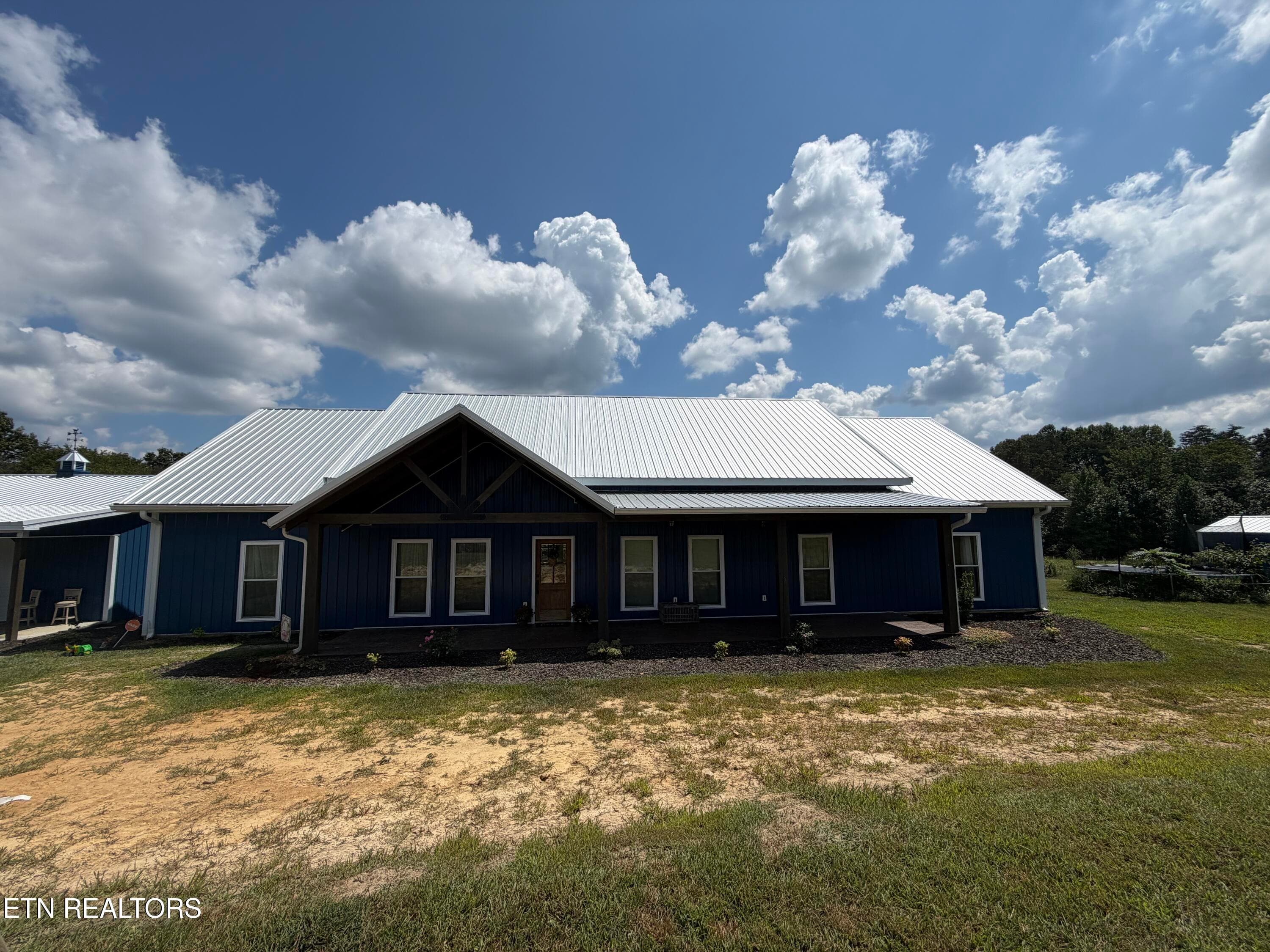 IMG_2033 - 5146 Griffith Rd, Pikeville, TN 37367