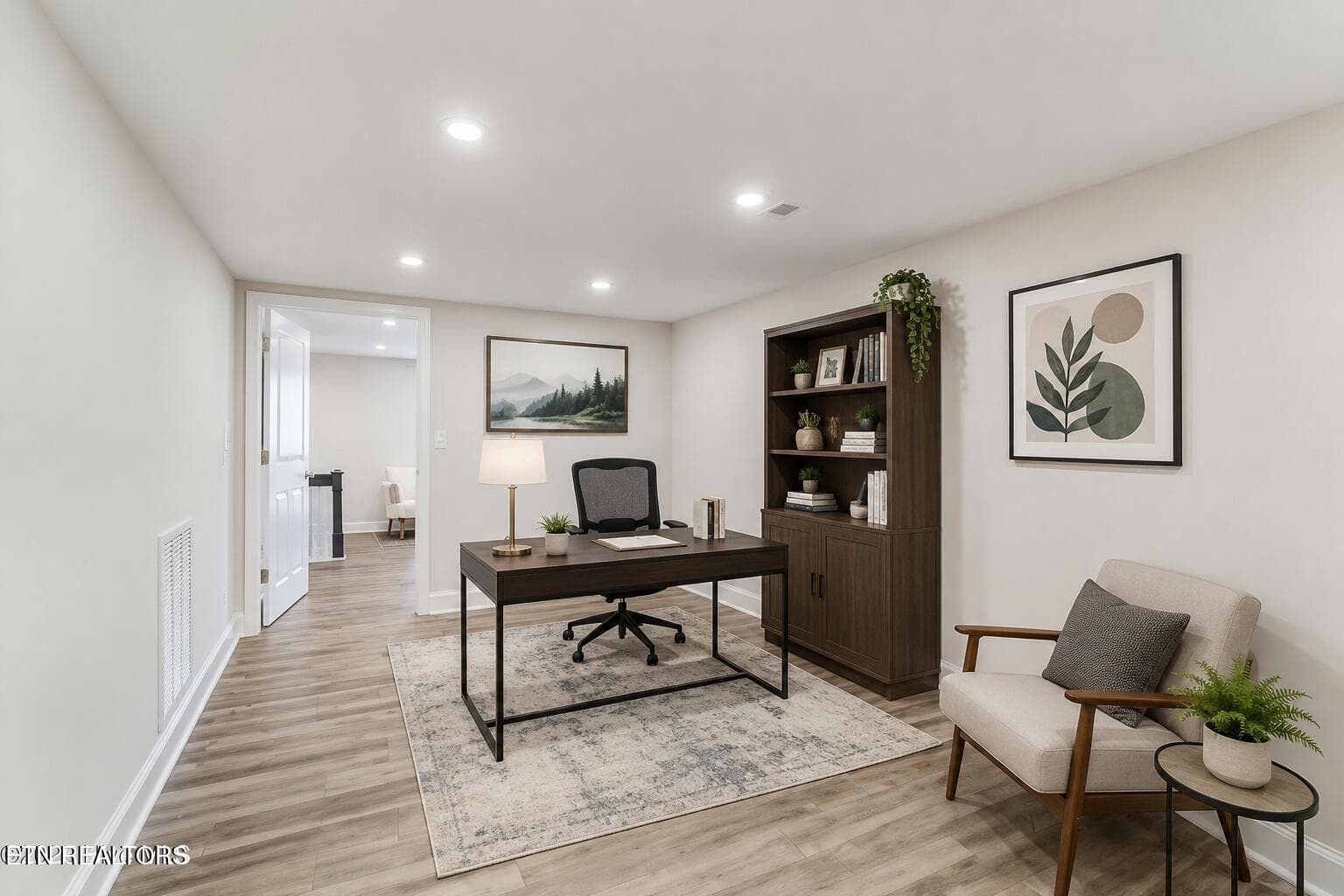 Lower level Flex Space - 314 W Young High Pike, Knoxville, TN 37920