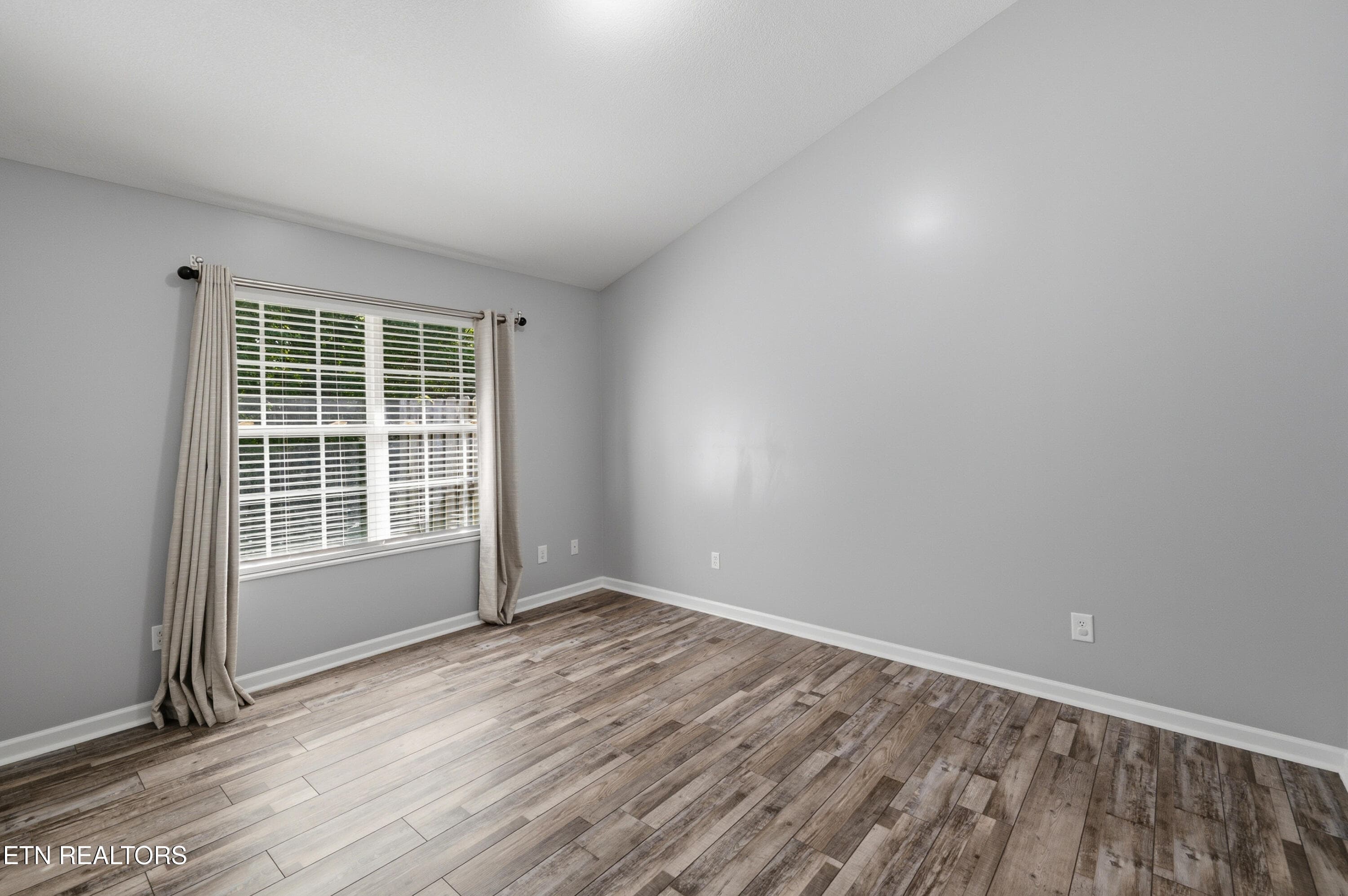 Primary bedroom - 6946 La Christa Way, Knoxville, TN 37921, Knoxville