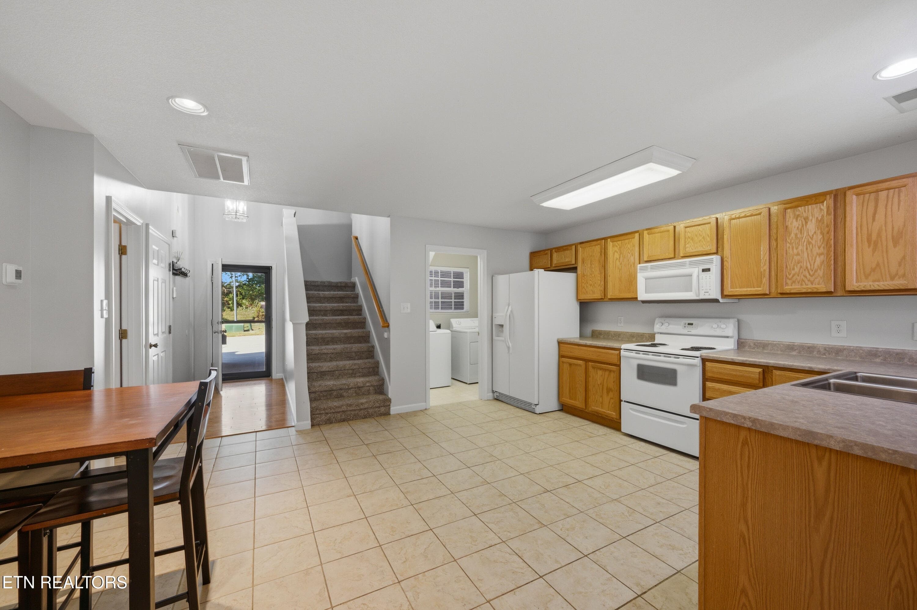 Kitchen/ Dining area - 6946 La Christa Way, Knoxville, TN 37921, Knoxville