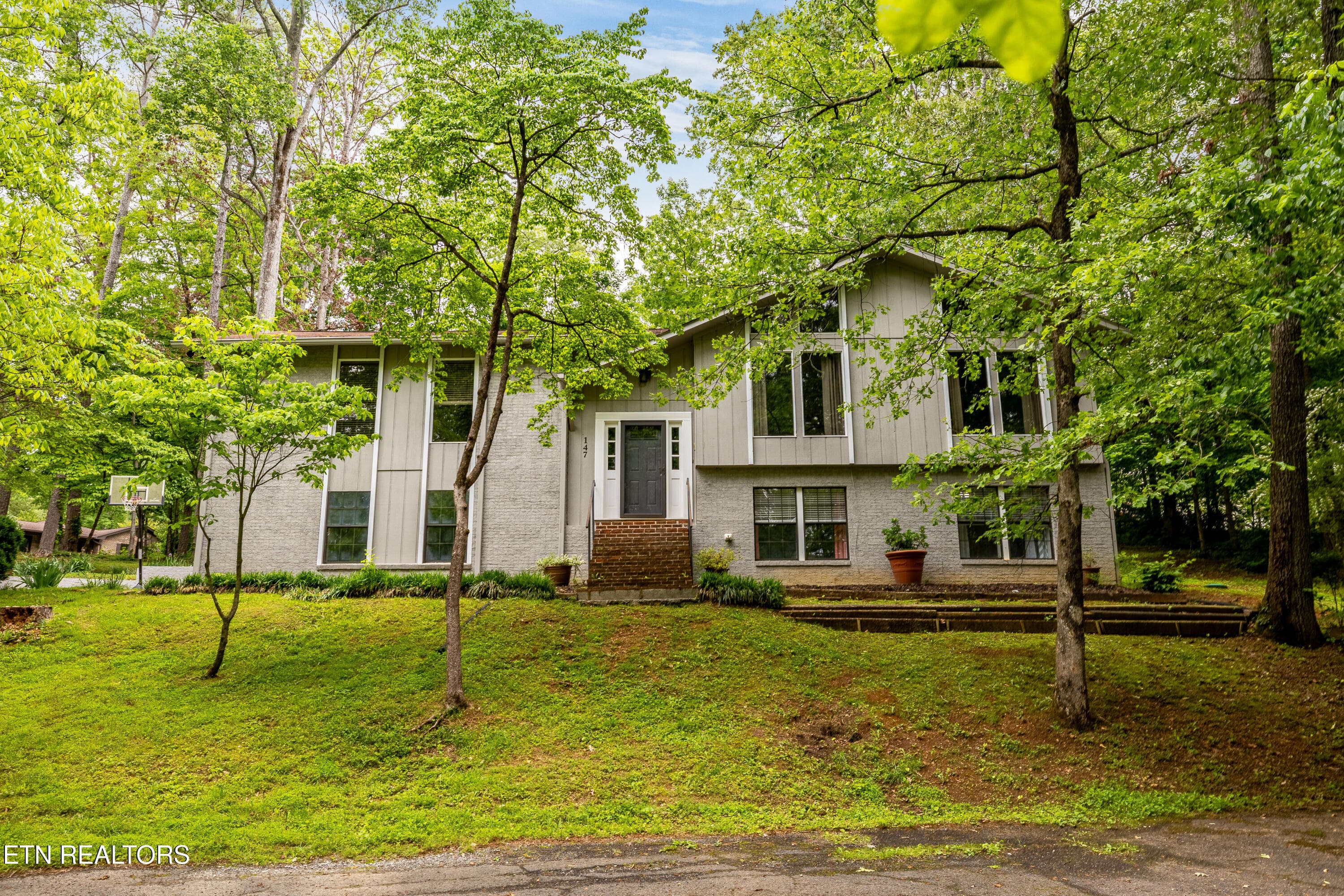 Front of the Home Spring - 147 County Road 576, Englewood, TN 37329