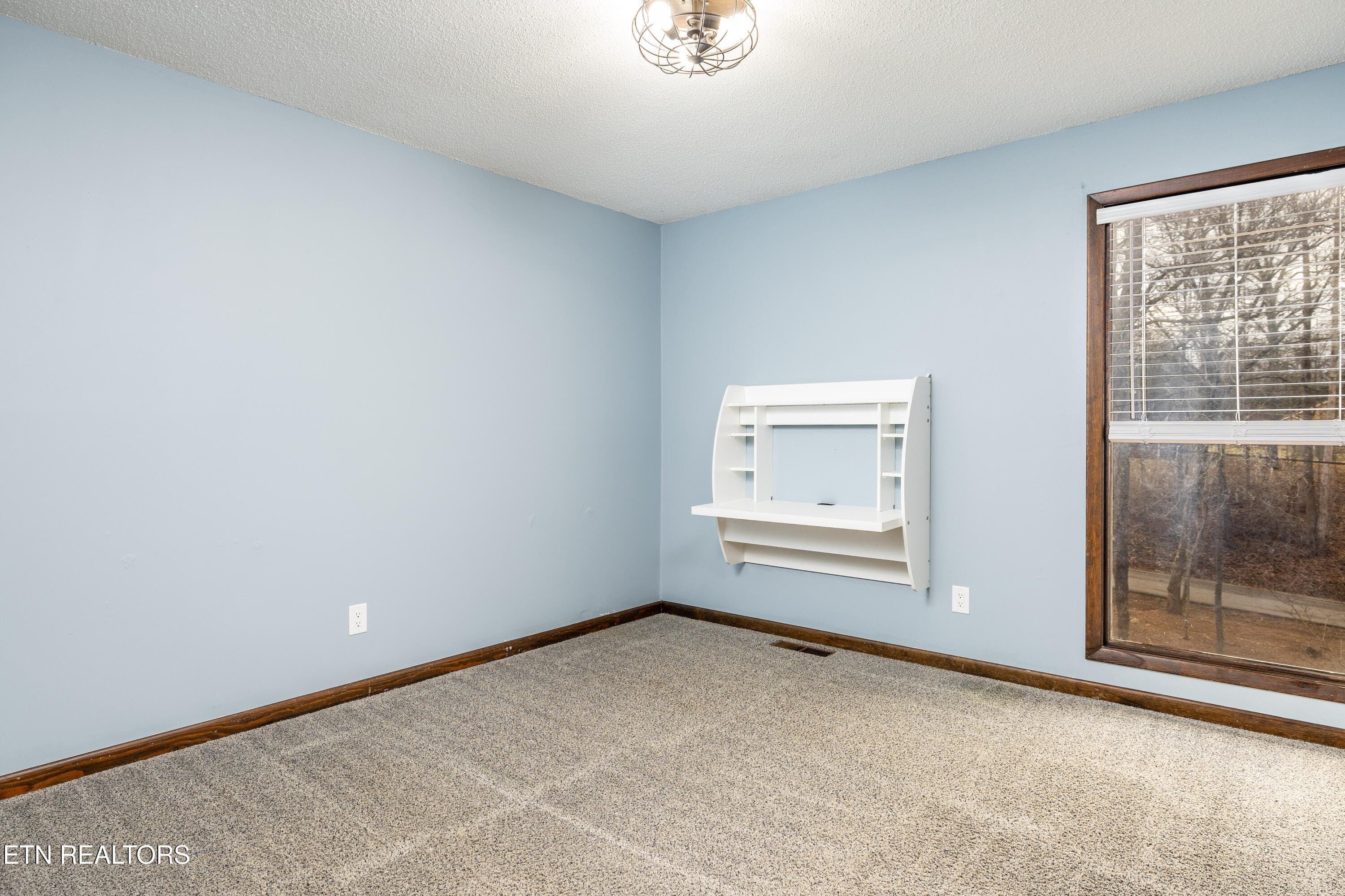 Bedroom #3 - Main Floor - 147 County Road 576, Englewood, TN 37329