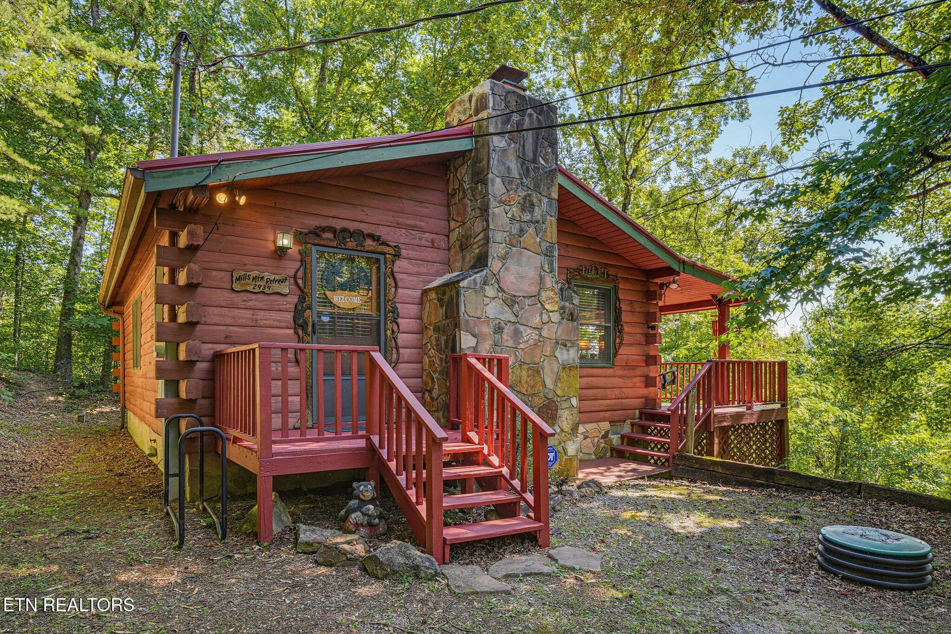 2934 Heavens Path Way, Sevierville, TN 37862