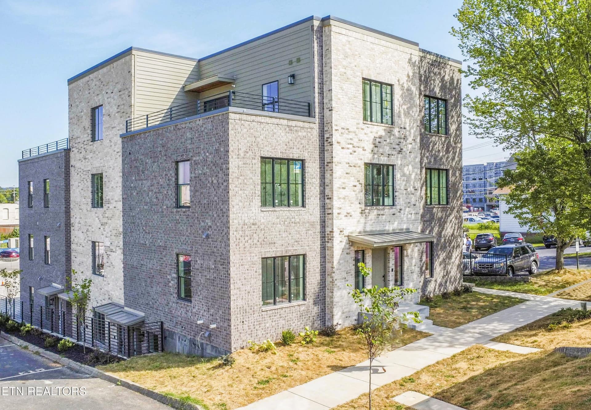 1911 Forest Ave 201, Knoxville, TN 37916