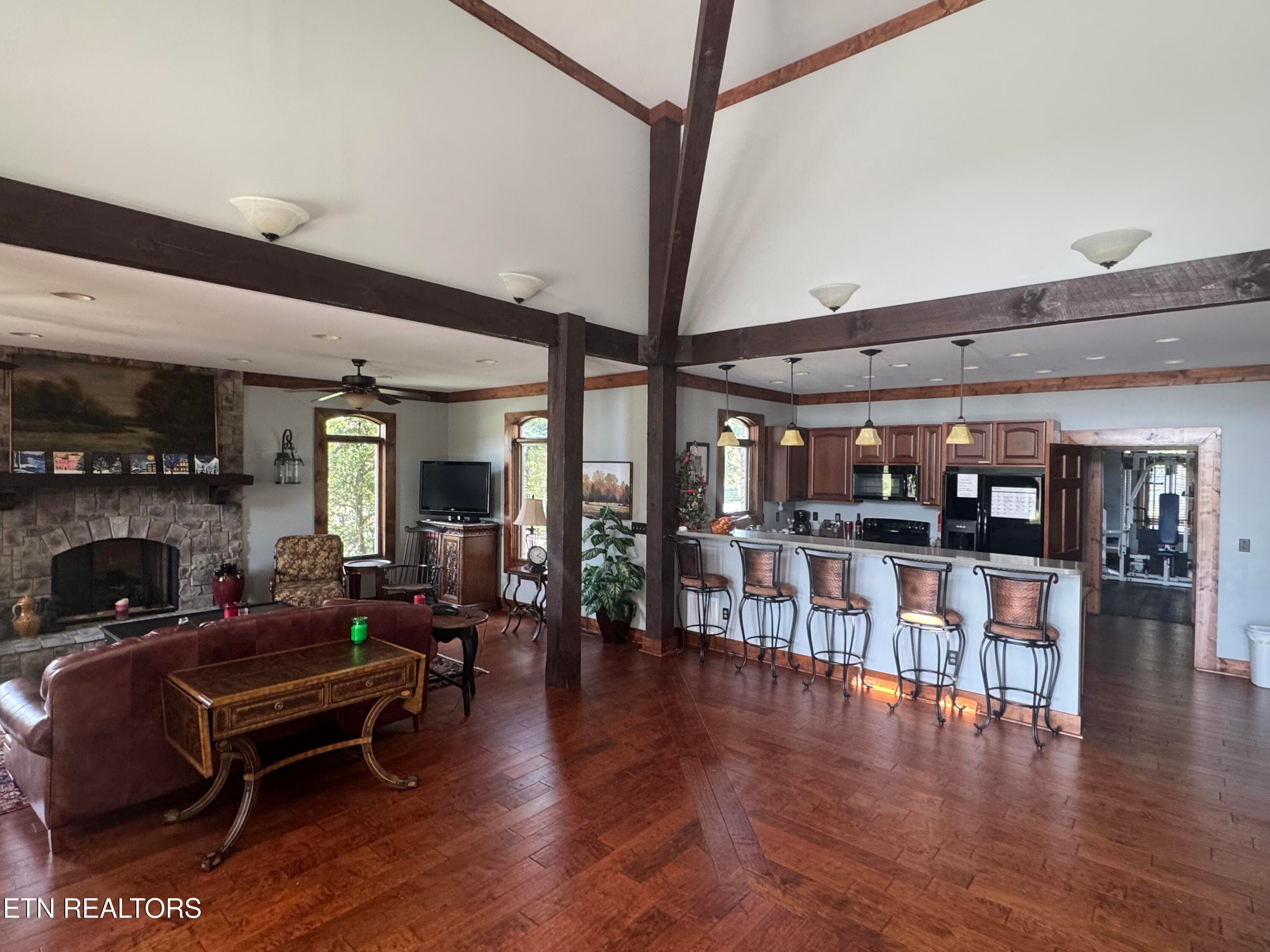 Clubhouse Kiley Niles Engel & Volkers - 436 Waterfront Way, Spring City, TN 37381
