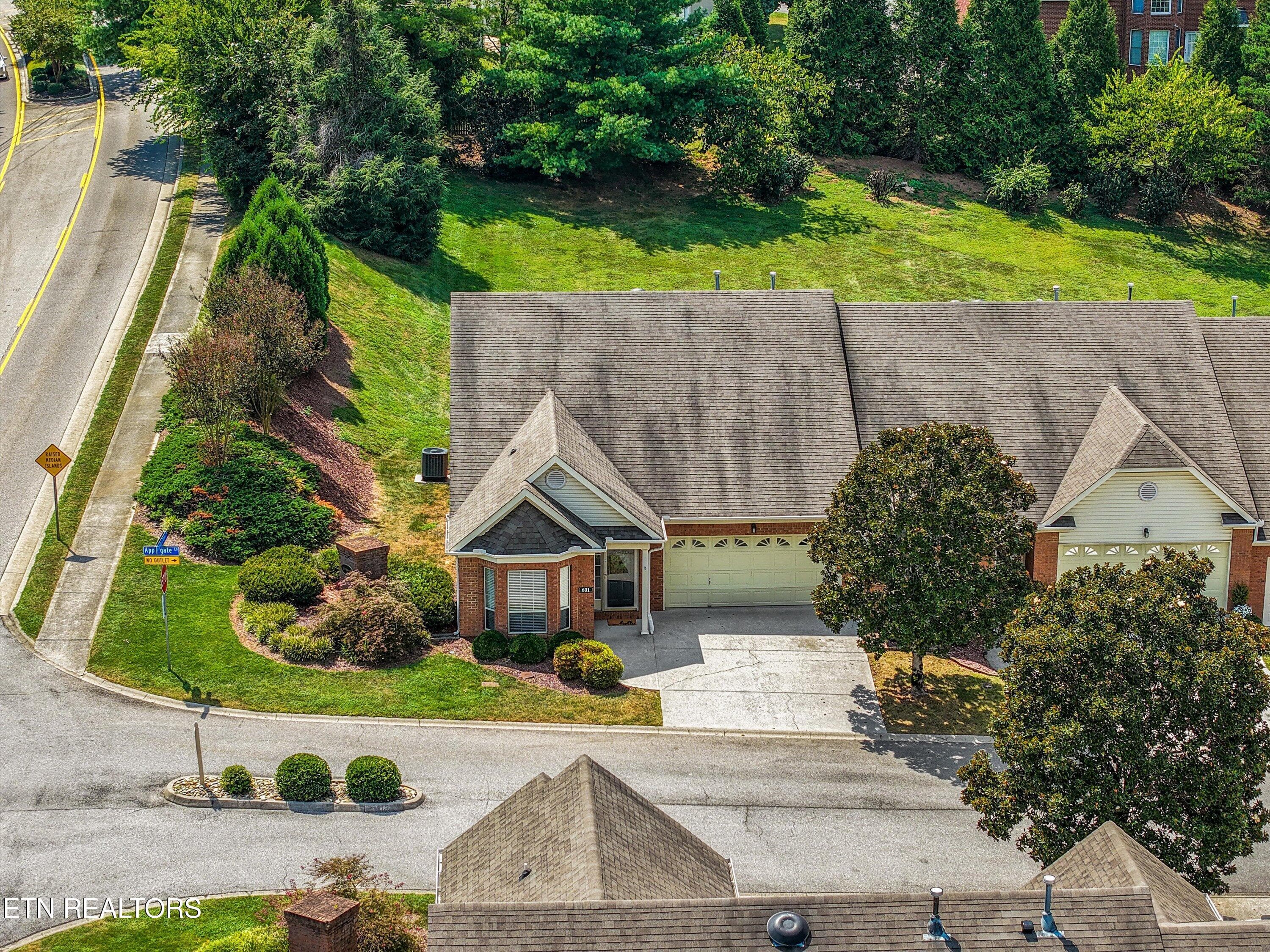 601 Applegate Lane Knoxville, TN 37934 - 601 Applegate Lane, Farragut, TN 37934