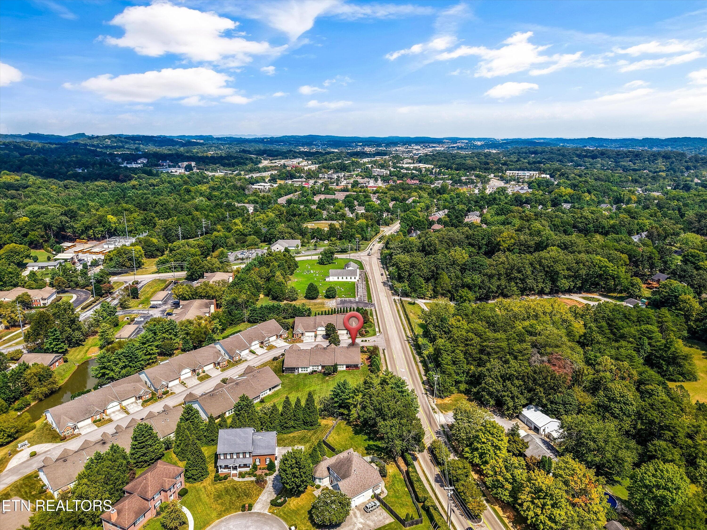 601 Applegate Lane Knoxville, TN 37934 - 601 Applegate Lane, Farragut, TN 37934
