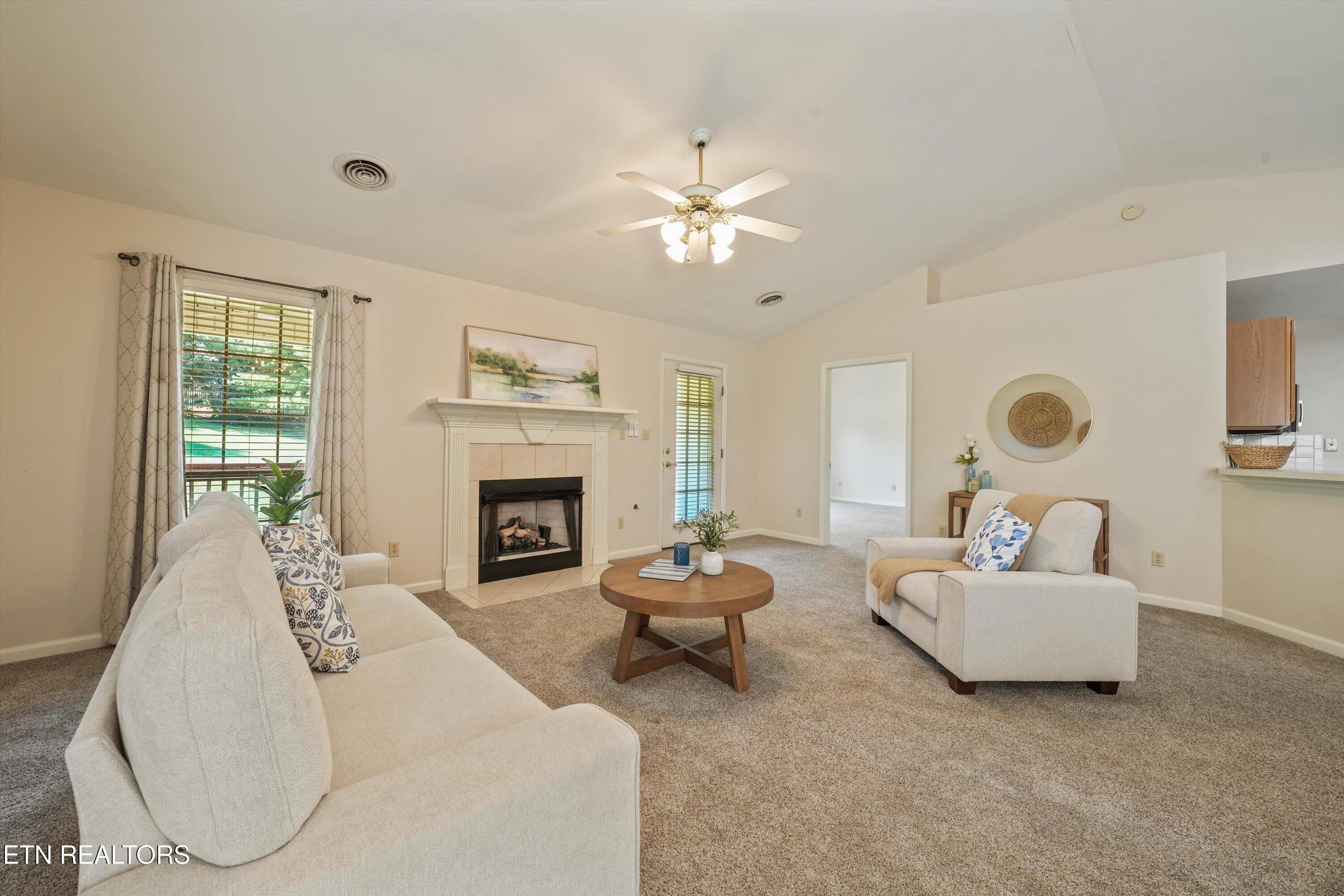 601 Applegate Lane Knoxville, TN 37934 - 601 Applegate Lane, Farragut, TN 37934