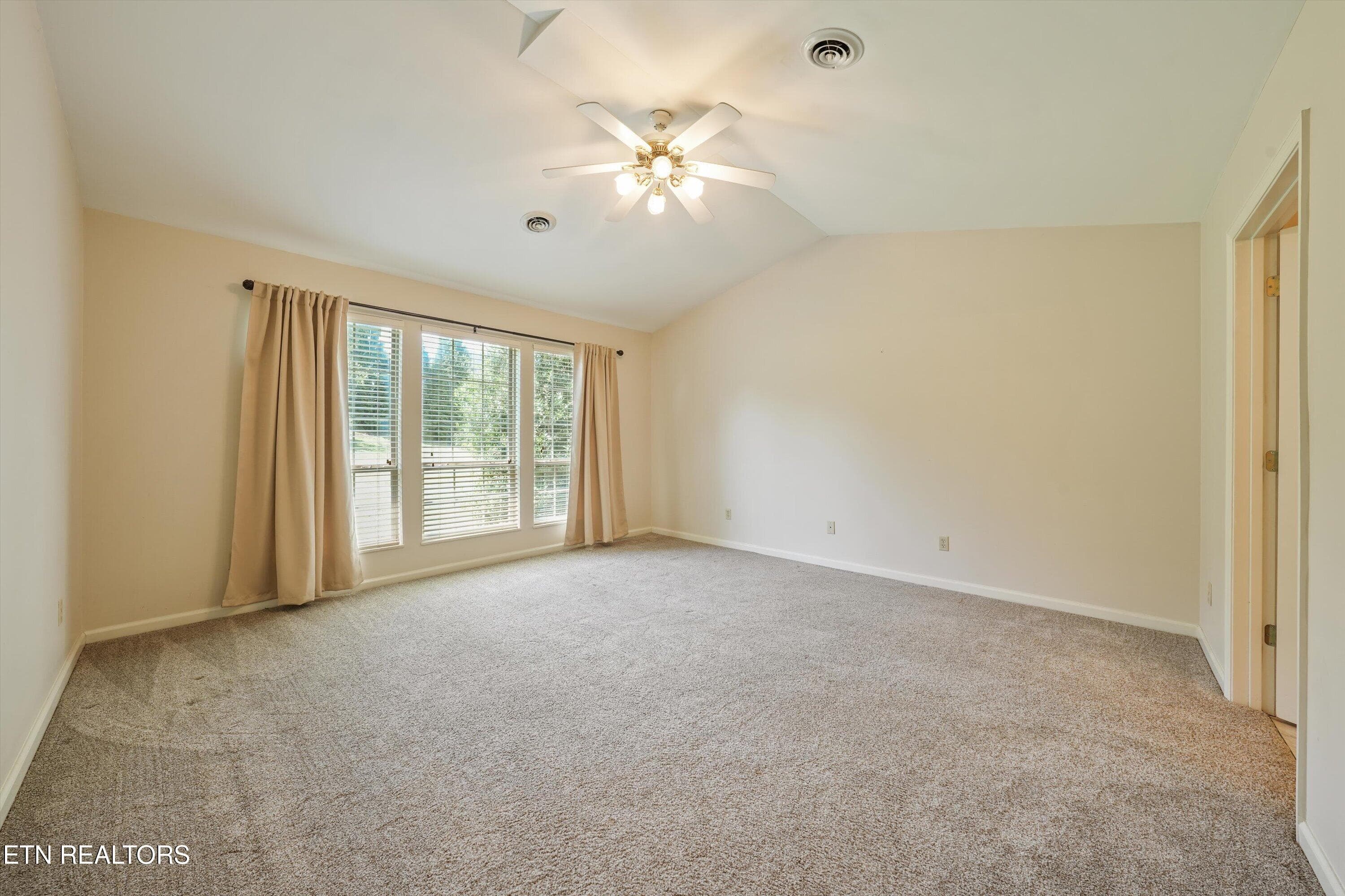 601 Applegate Lane Knoxville, TN 37934 - 601 Applegate Lane, Farragut, TN 37934