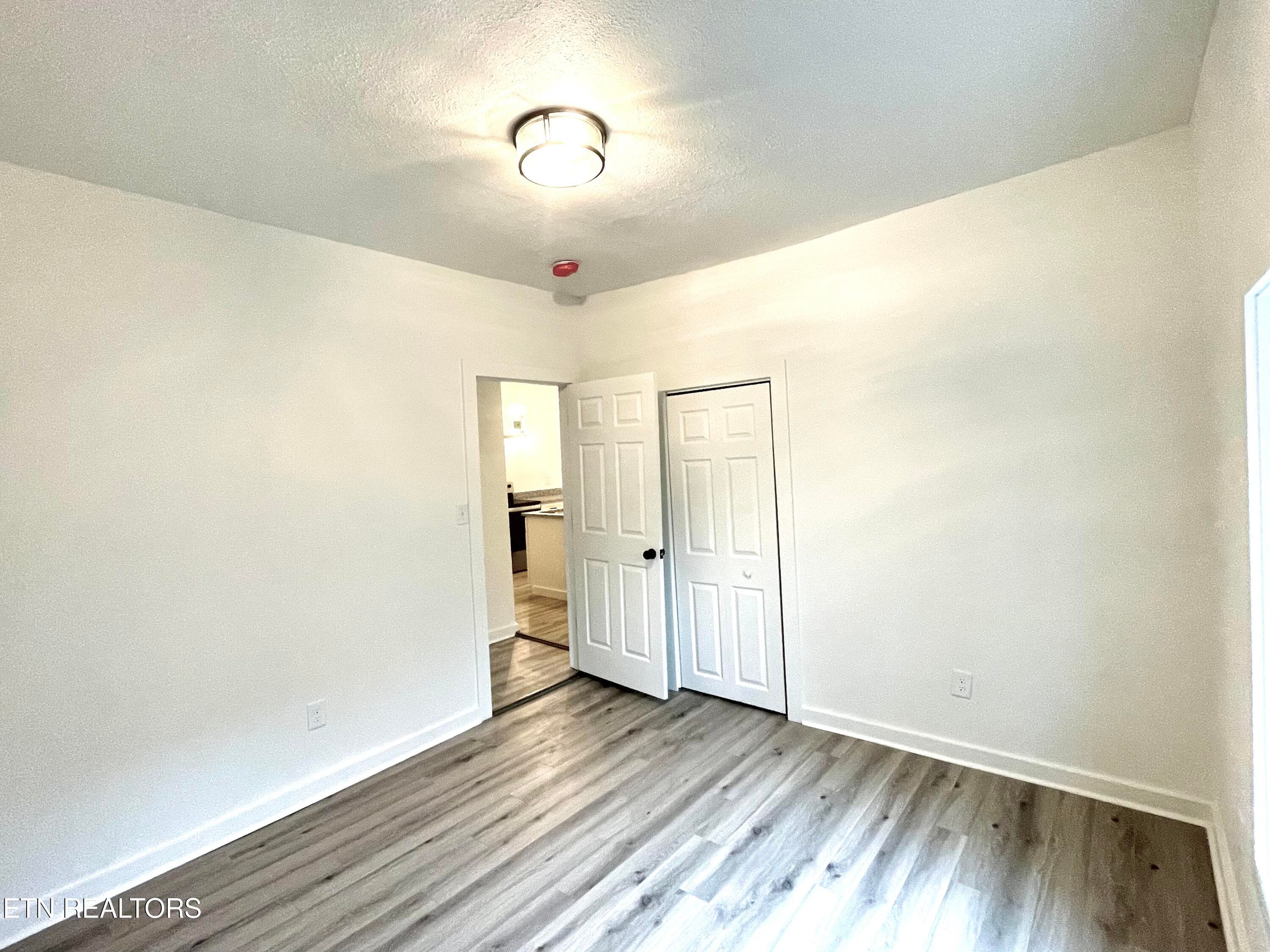 IMG_9989 - 224 Leonard Place, Knoxville, TN 37917