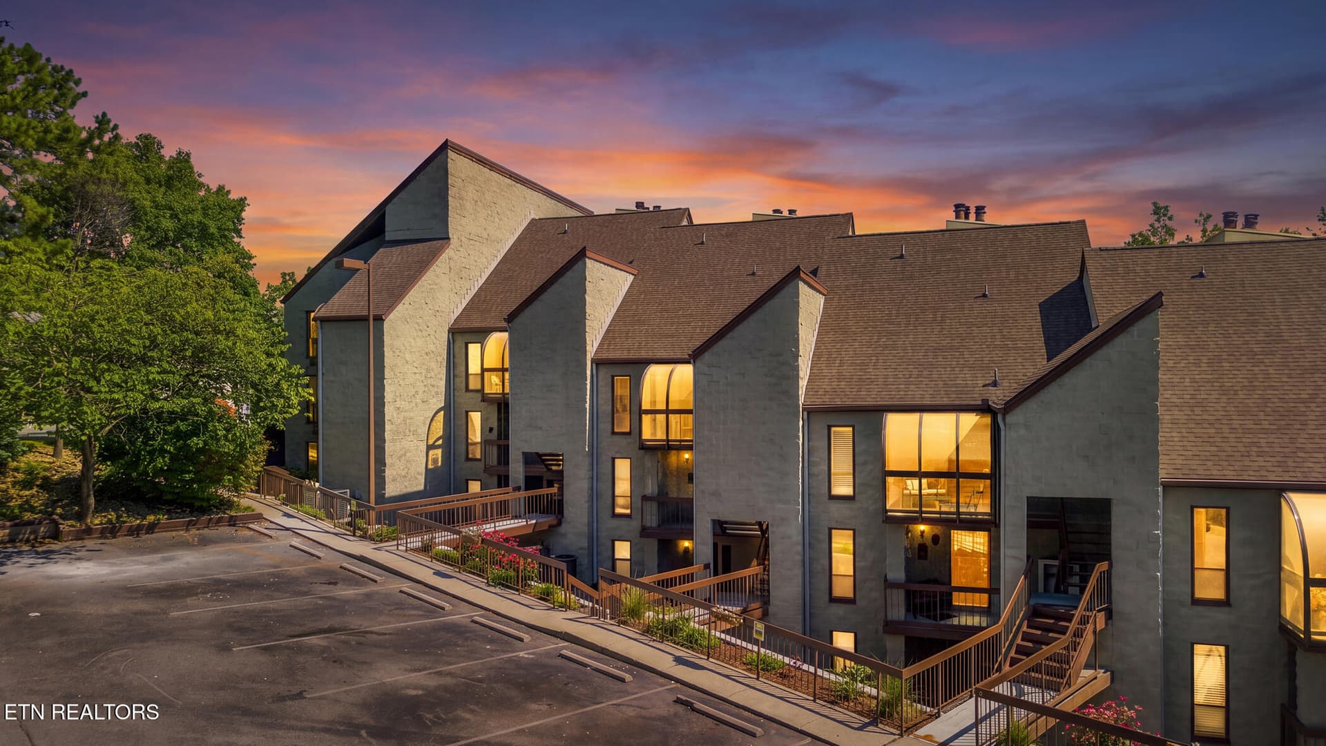 1155 Upper Alpine Way UNIT 204, Gatlinburg, TN 37738