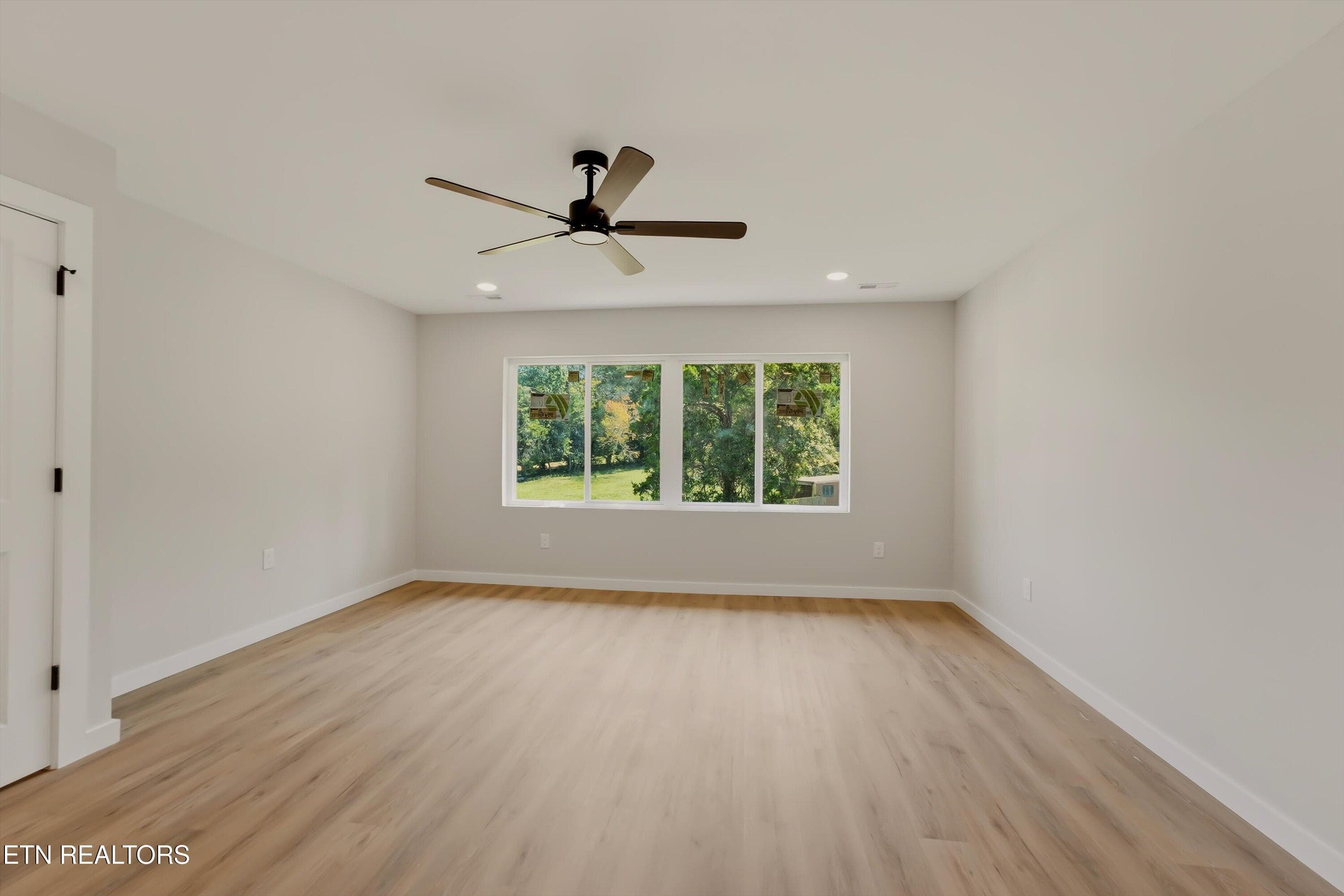 24-FINAL-20 - 1930 Cureton Rd, Knoxville, TN 37931